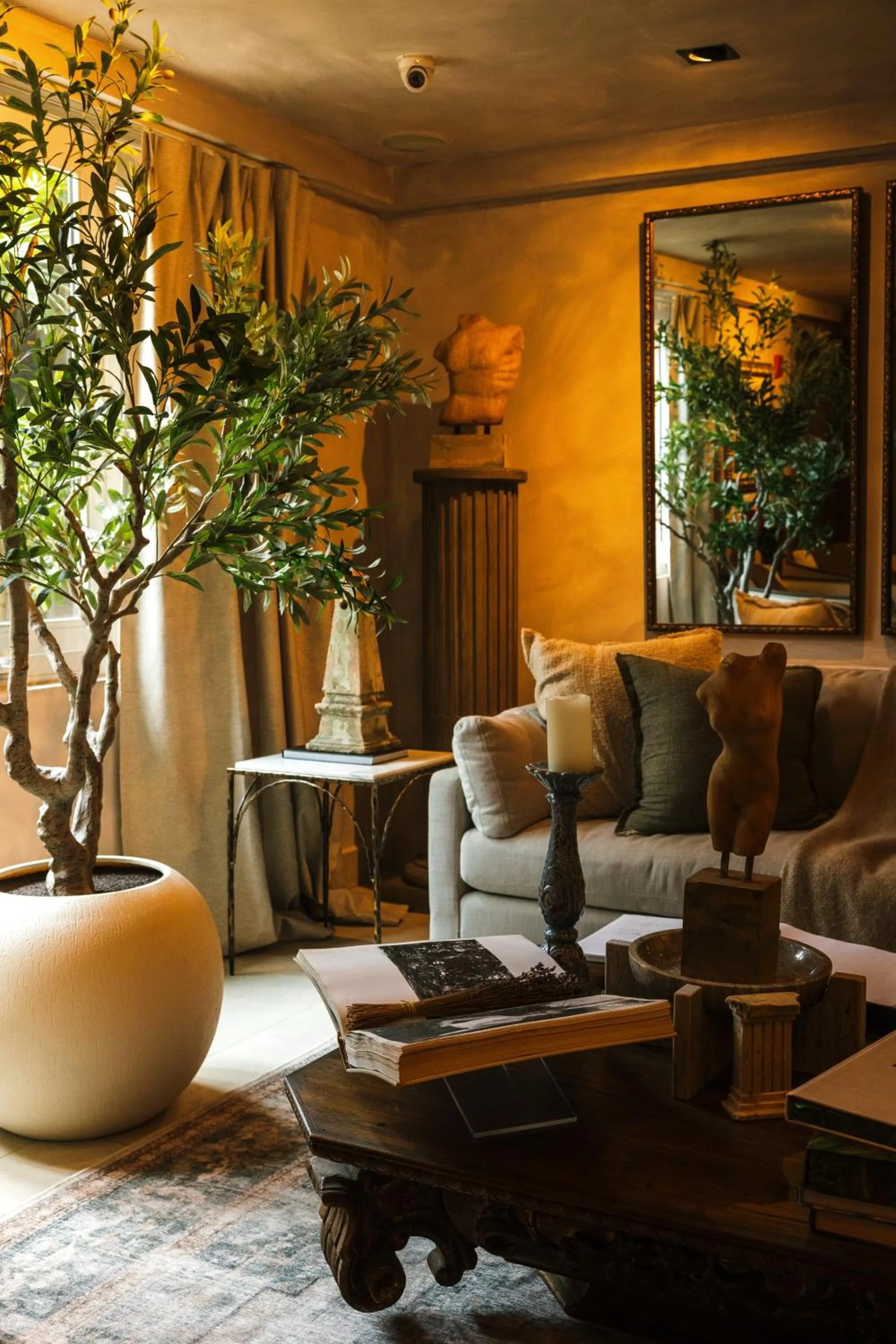 Lobby or reception in O:Live Boutique Hotel, A Small Luxury Hotel of the World