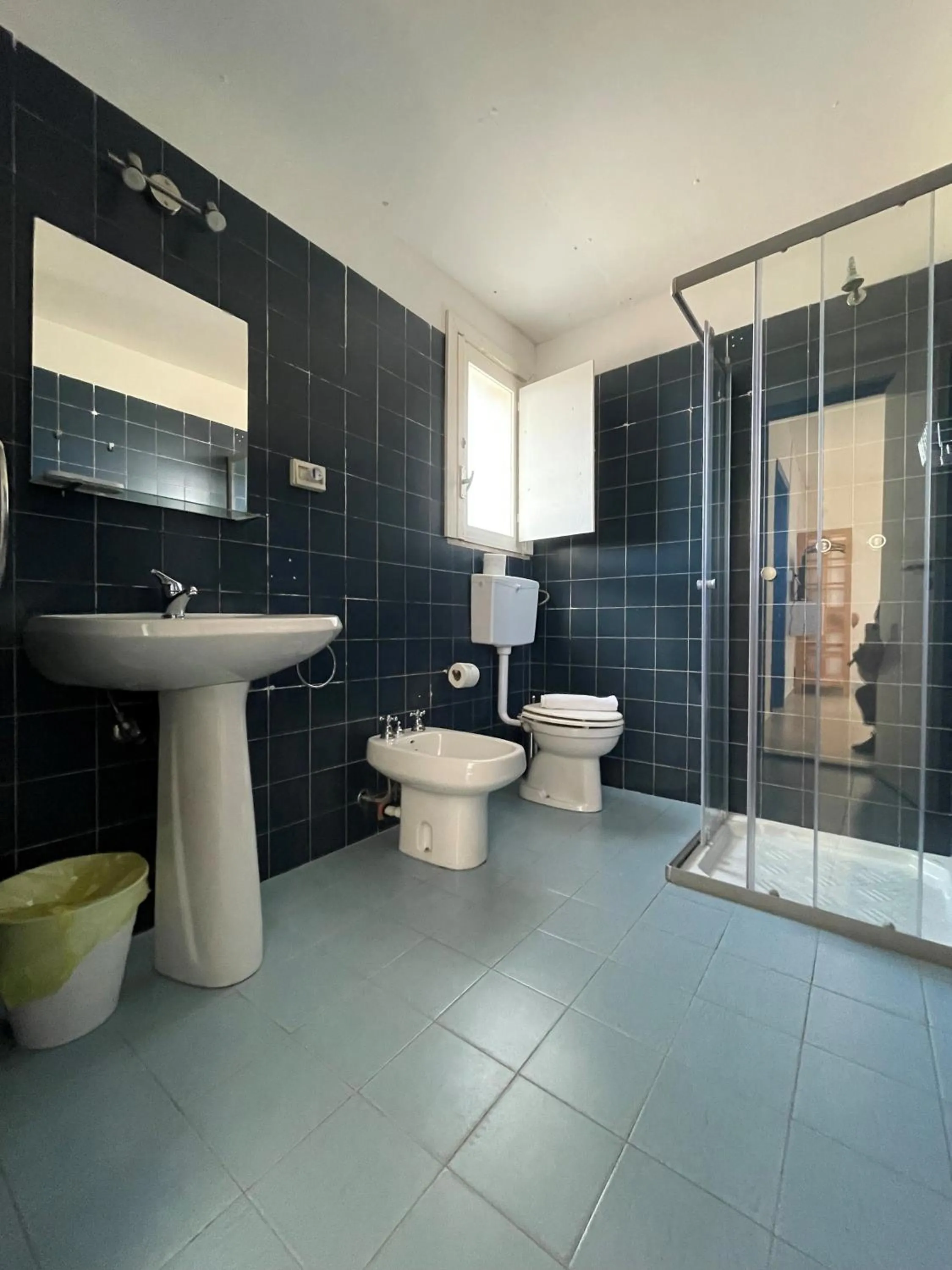 Shower in Villaggio Turistico Europeo