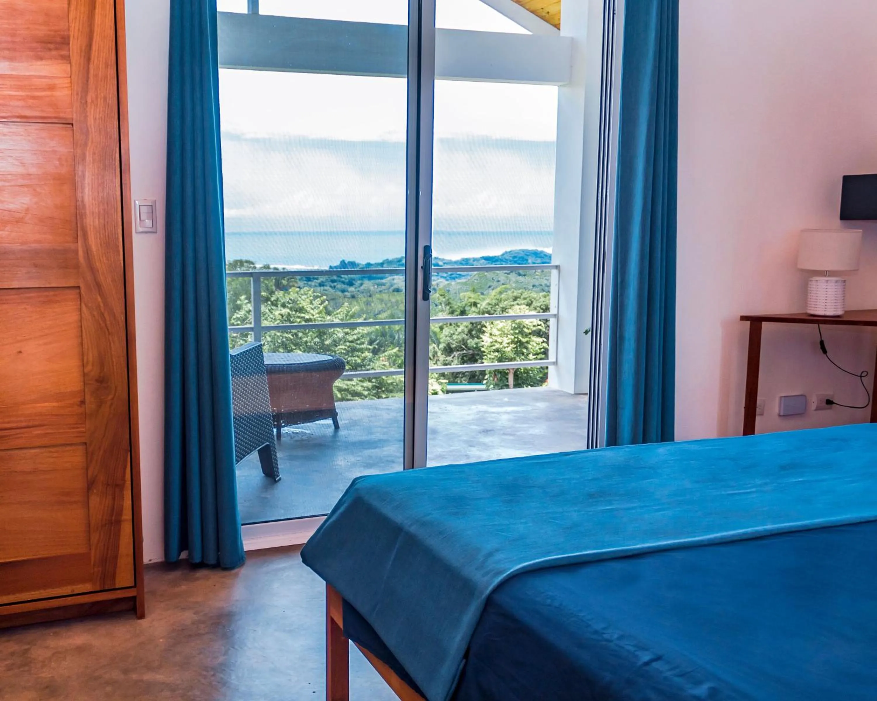 Natural landscape, Bed in Lodge Las Estrellas de Samara - Ocean View