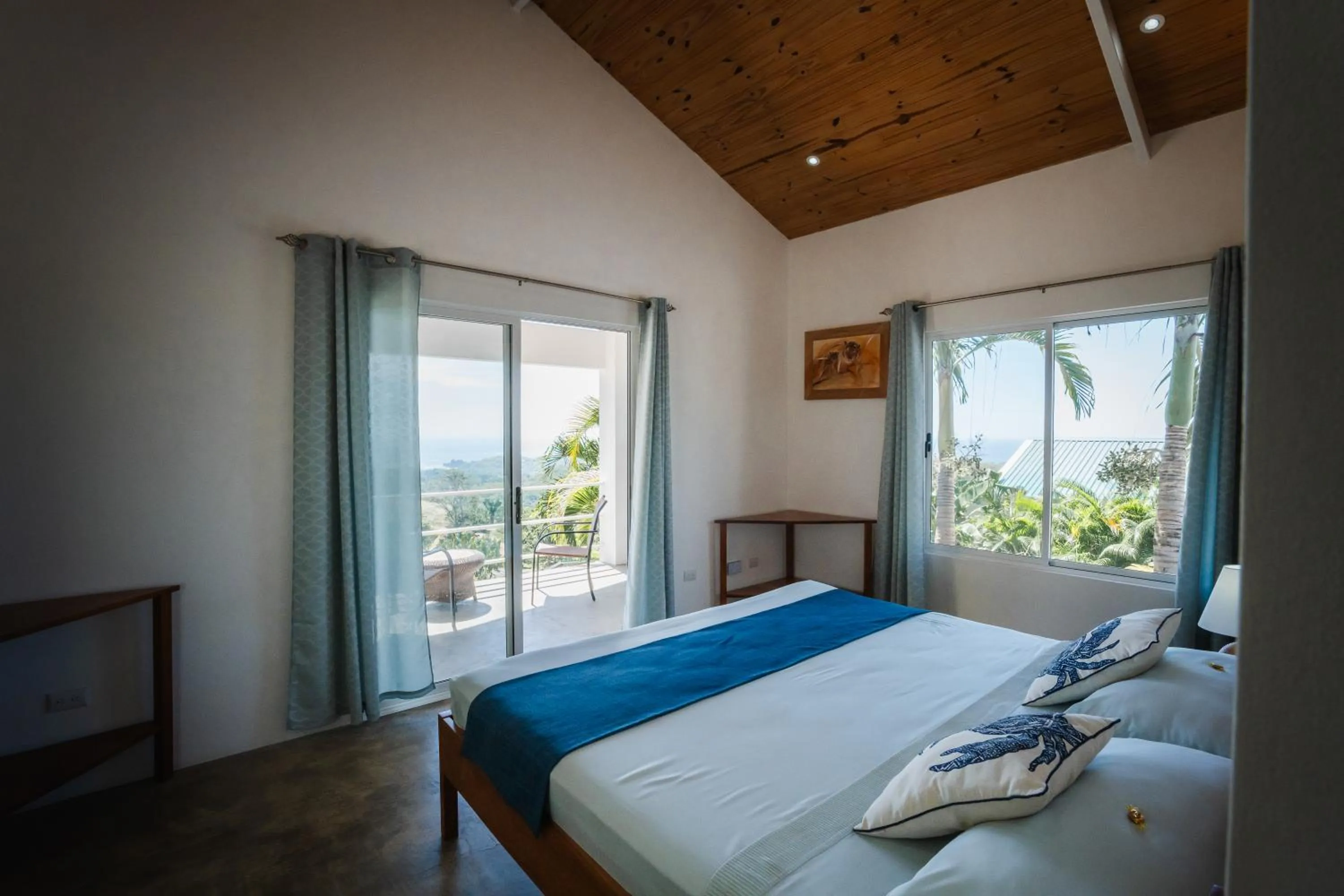 Bedroom, Bed in Lodge Las Estrellas de Samara - Ocean View