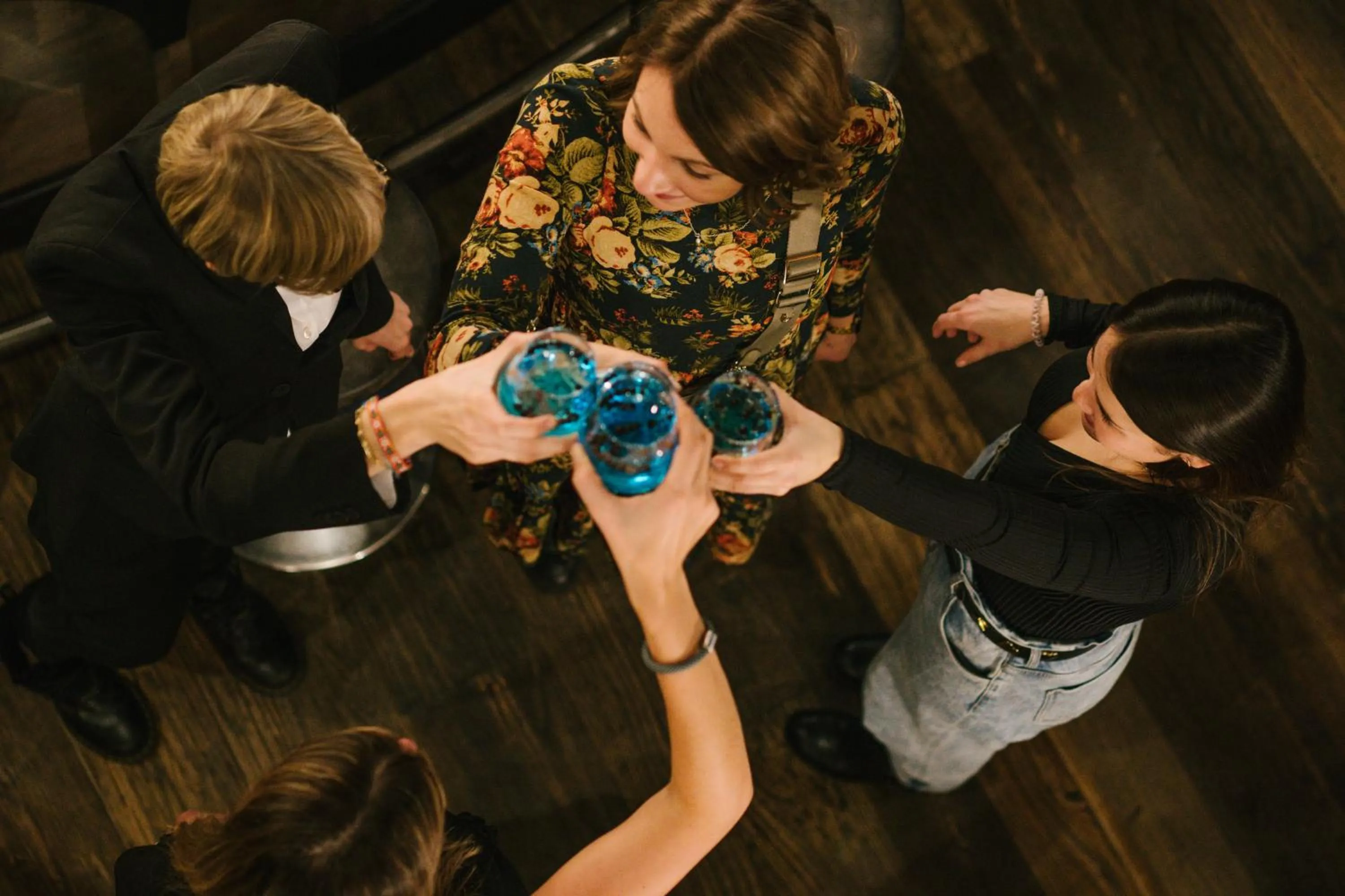 Lounge or bar in Hotel Wochtla Buam Aktivhotel am Kronplatz mit Sauna