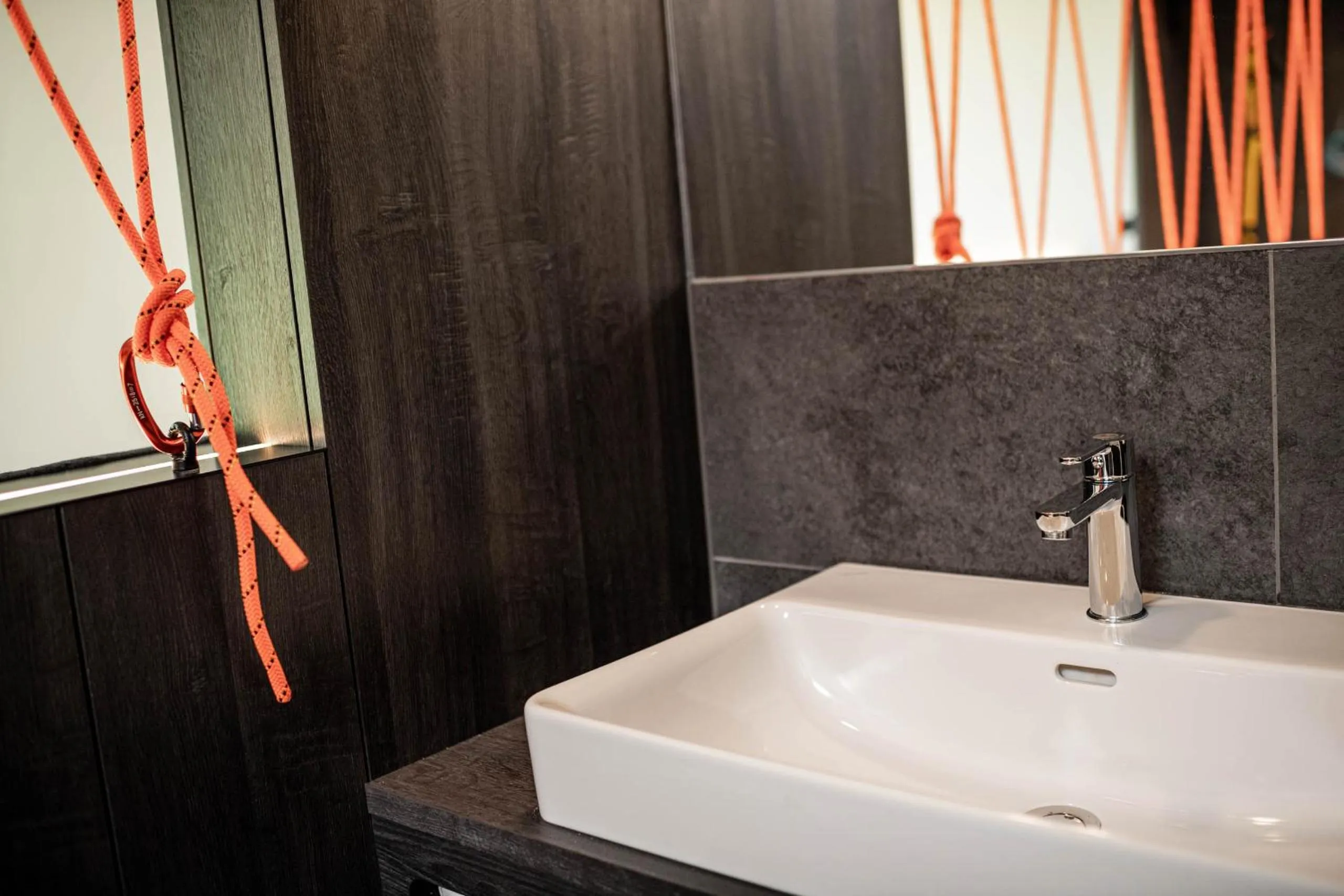 Bathroom in Hotel Wochtla Buam Aktivhotel am Kronplatz mit Sauna