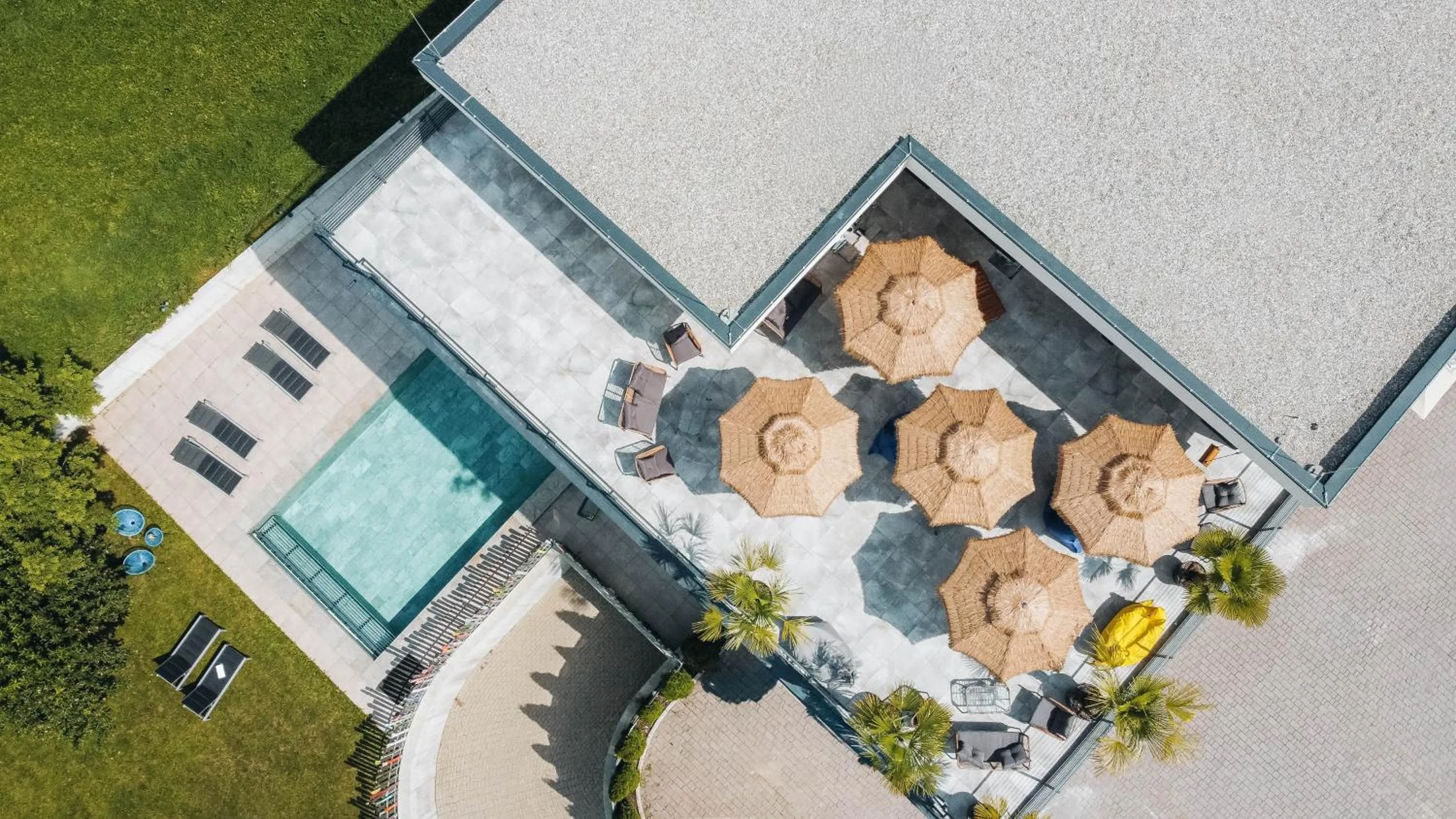 Property building in Hotel Wochtla Buam Aktivhotel am Kronplatz mit Sauna