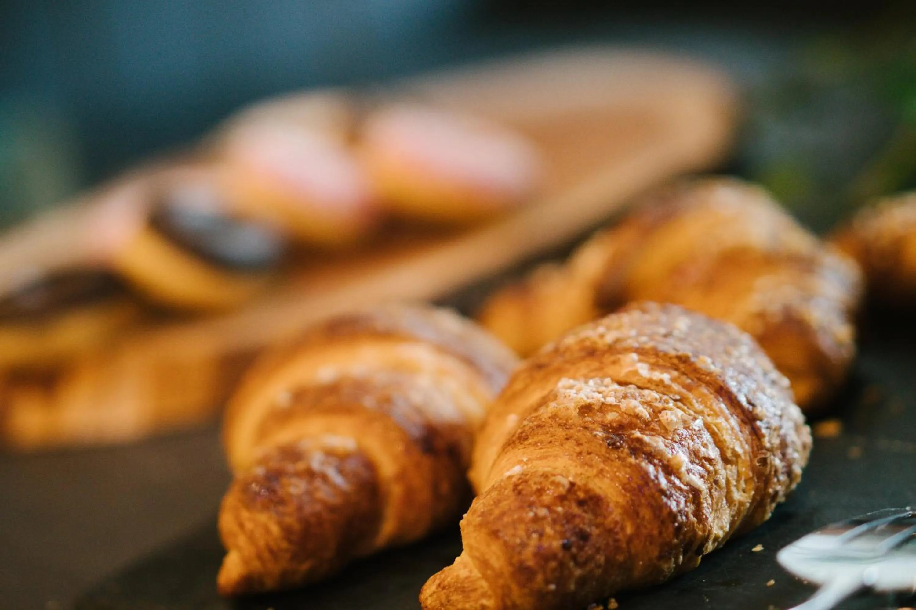 Breakfast in Hotel Wochtla Buam Aktivhotel am Kronplatz mit Sauna