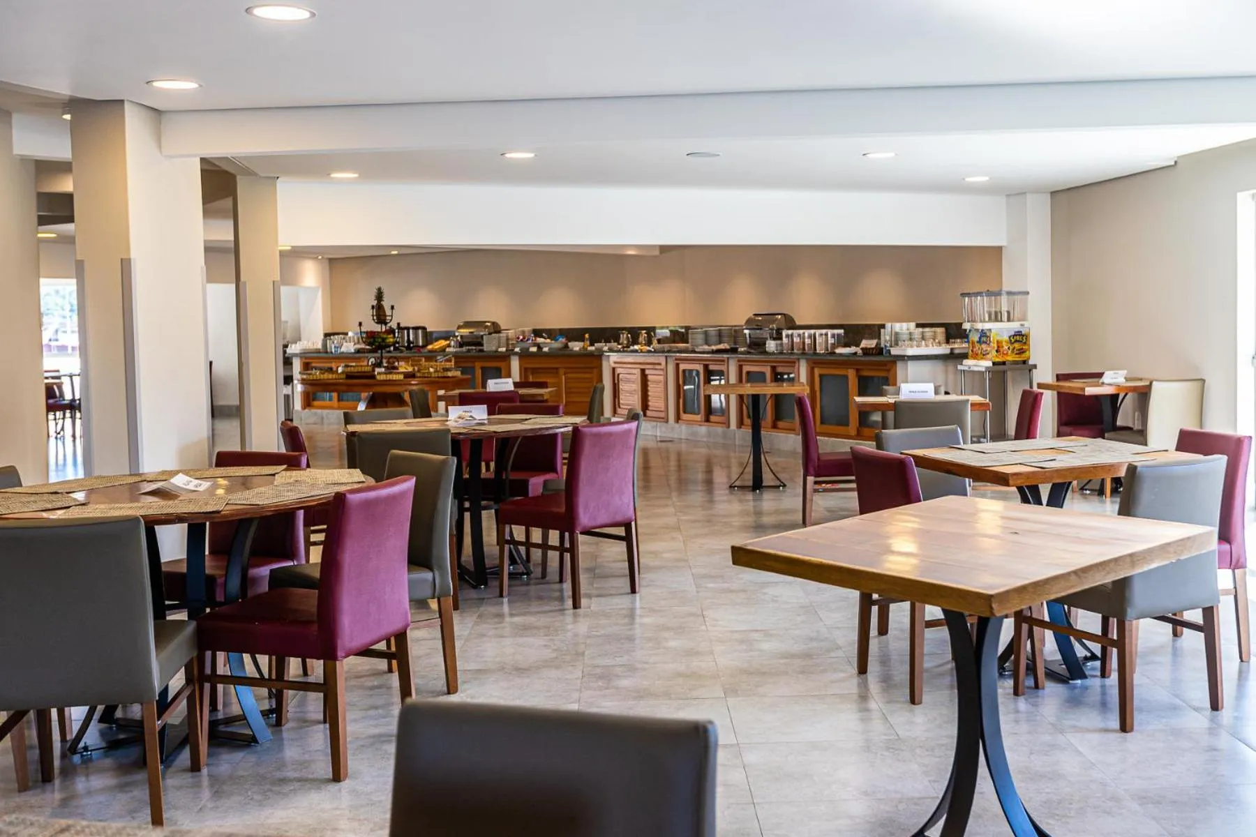 Restaurant/places to eat in Panorama Hotel & Spa