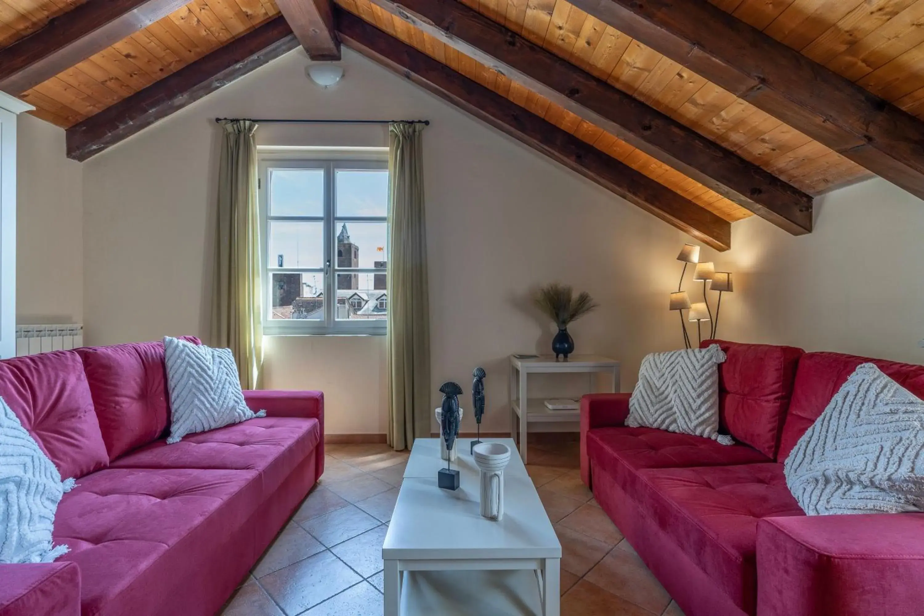 Three-Bedroom Apartment in Baba Residences Three-Bedroom Apartment in Baba Residences