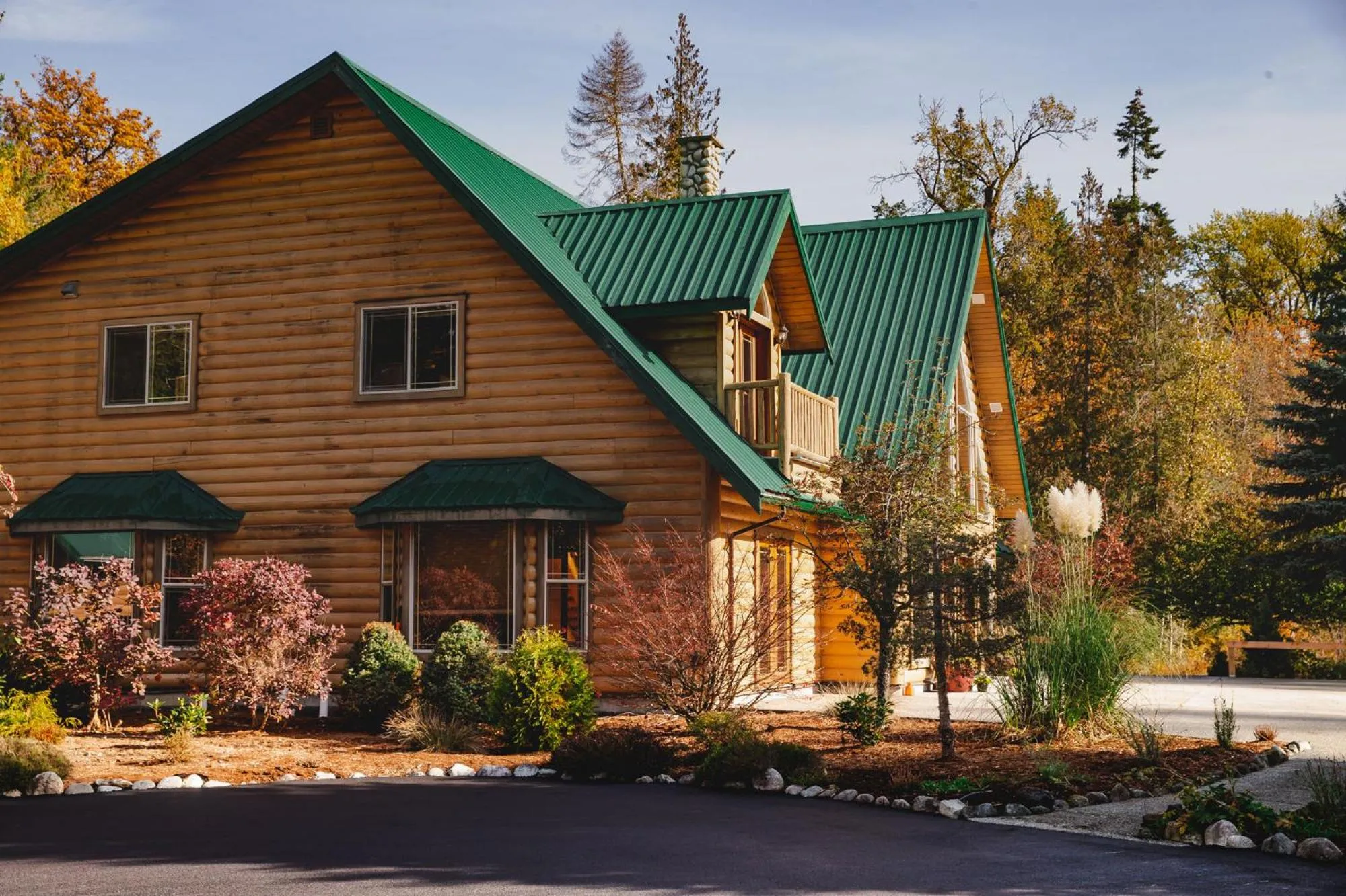 Property building in Cowichan River Lodge