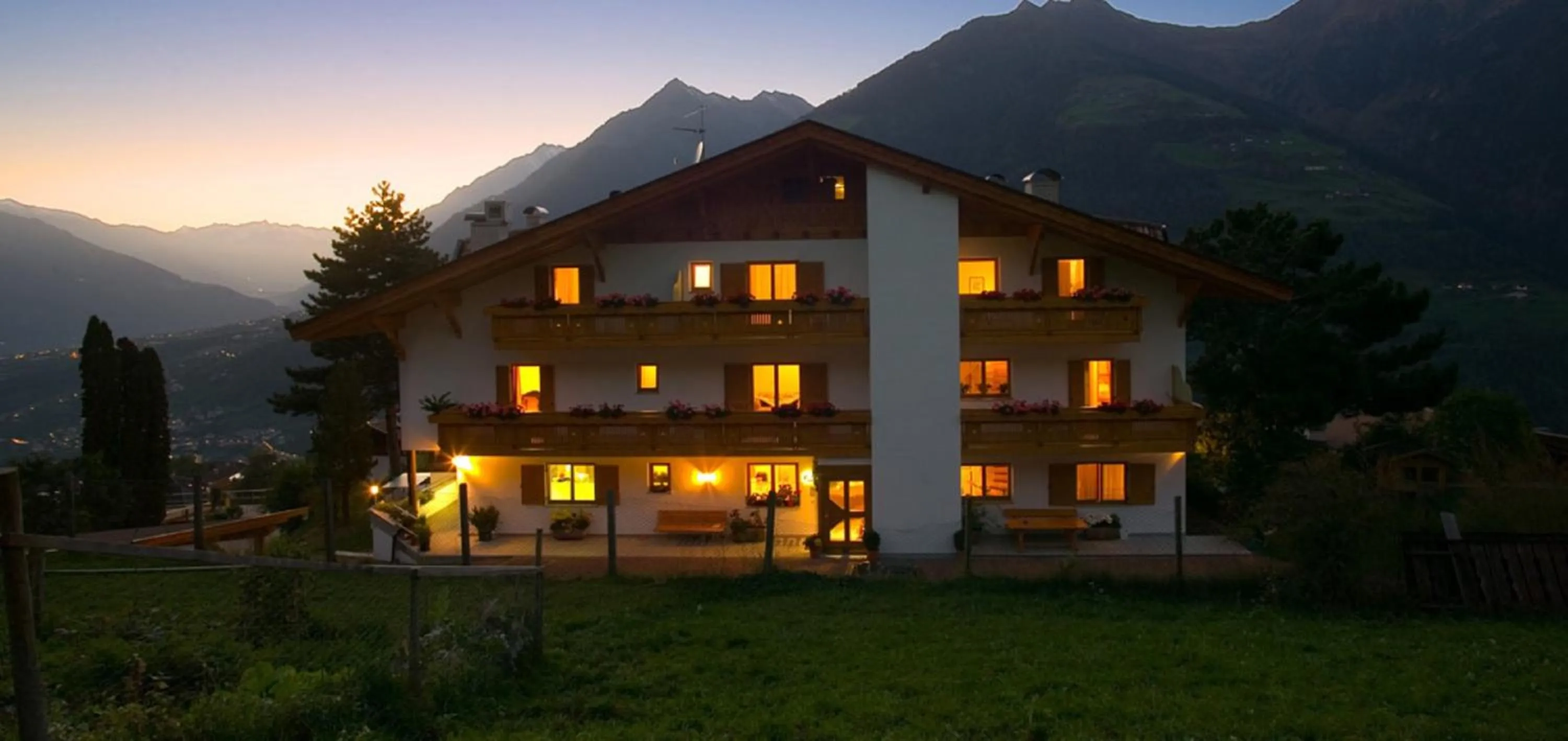 Property building in Hotel Garni Alpenhof