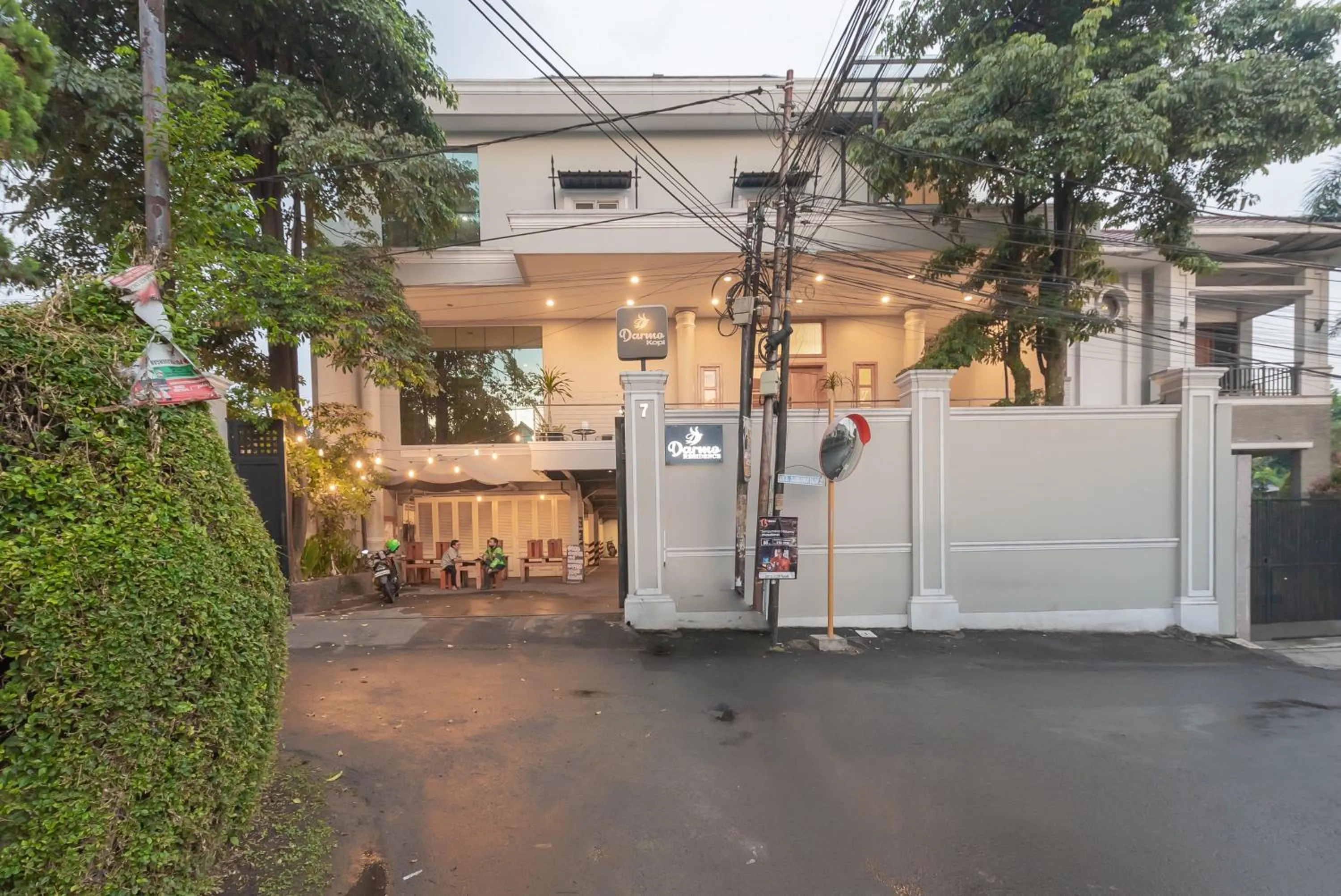 Facade/entrance in Urbanview Darmo Residence Bandung