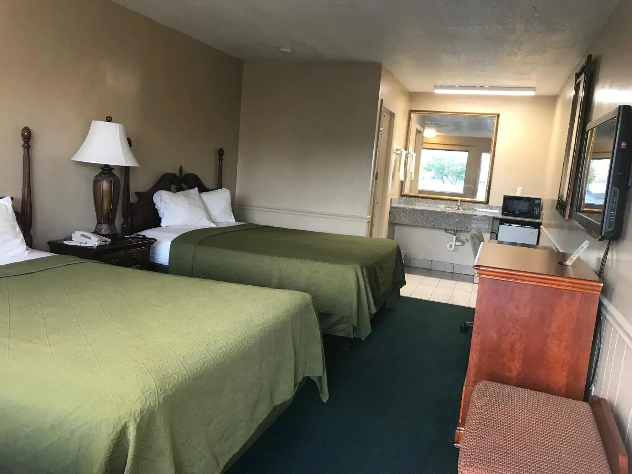 Travelers inn Travelers inn