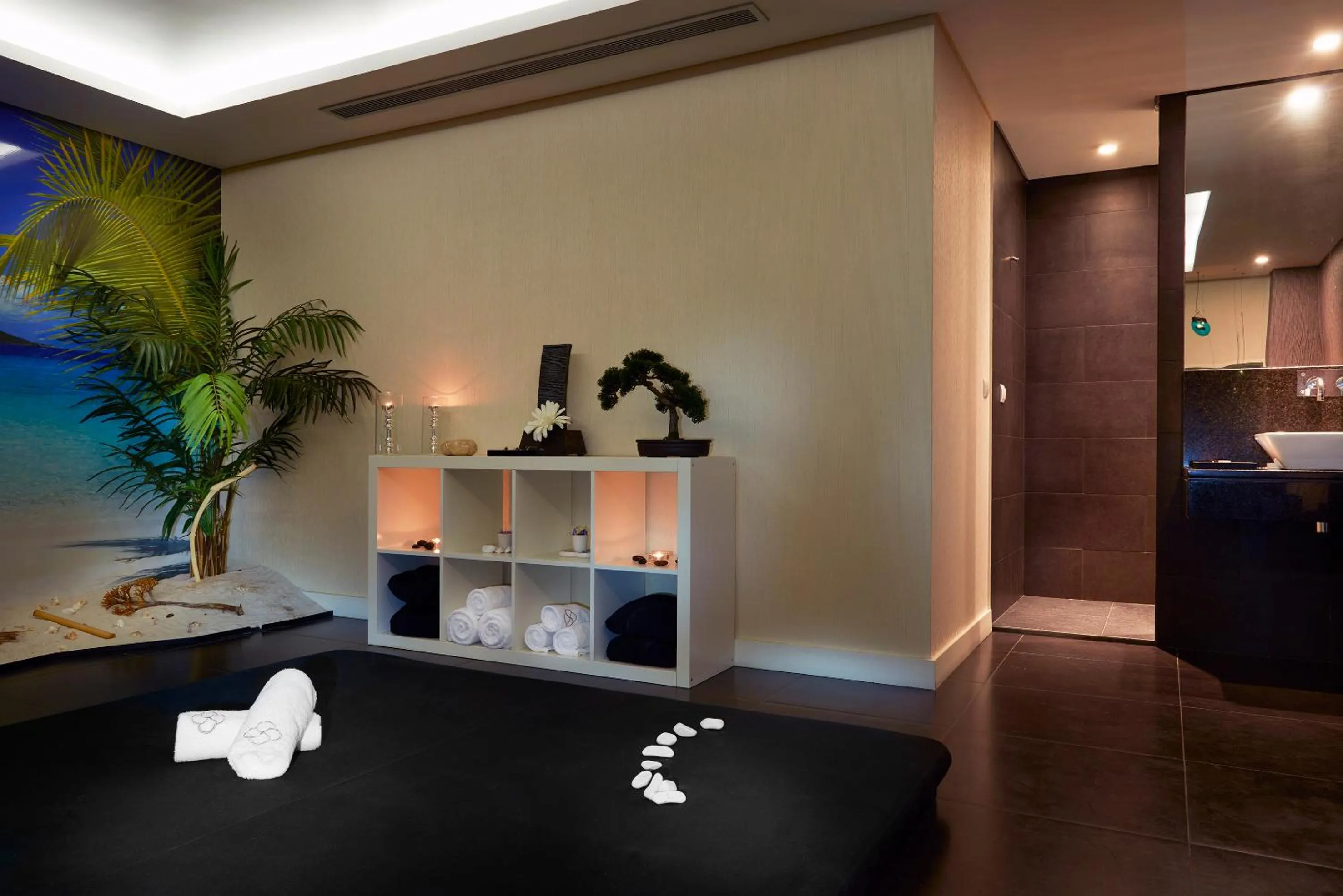 Spa and wellness centre/facilities, Bed in Melia Madeira Mare