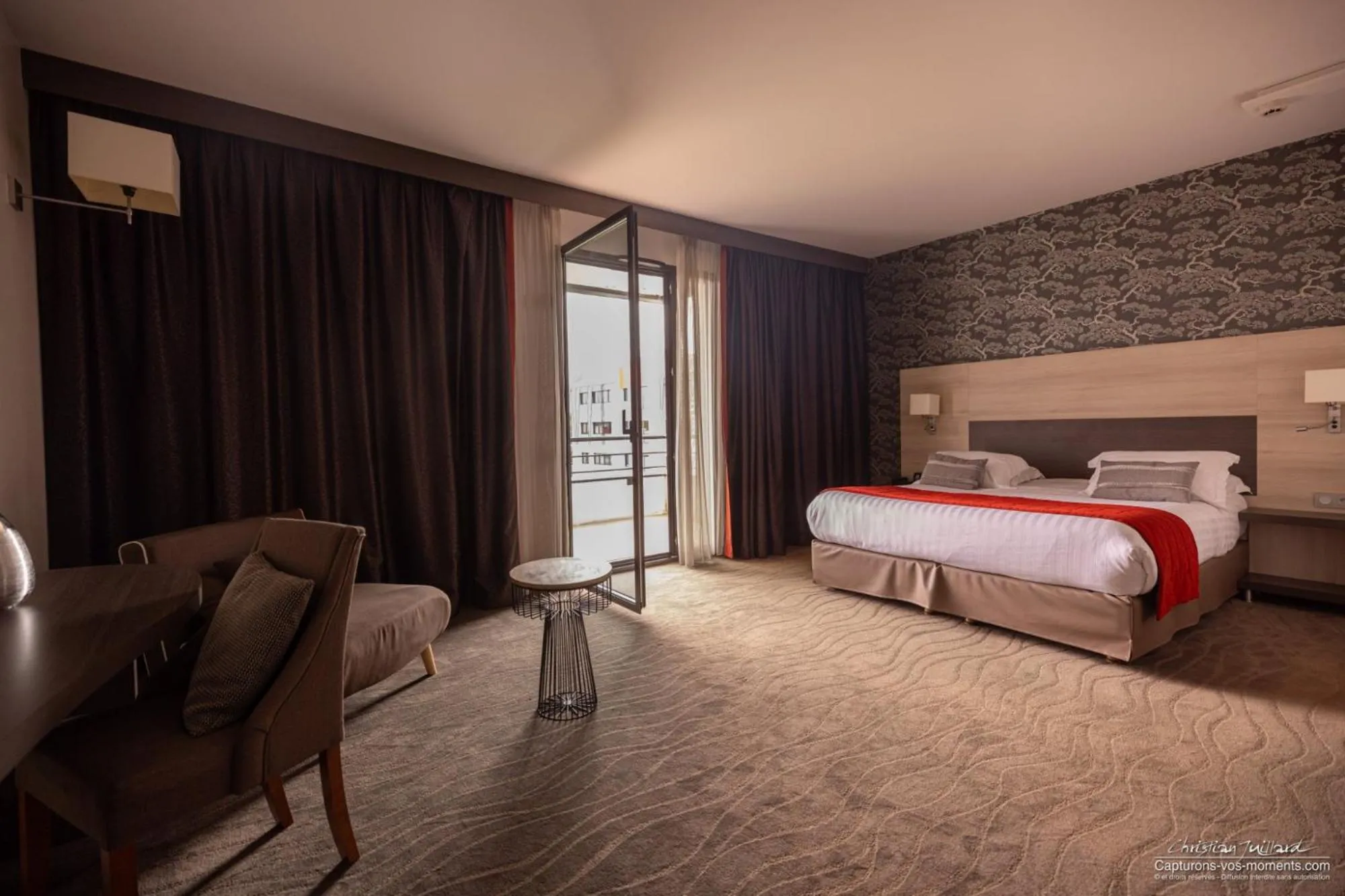 Bed in Kyriad Prestige Lyon Est - Saint Priest Eurexpo Hotel and SPA