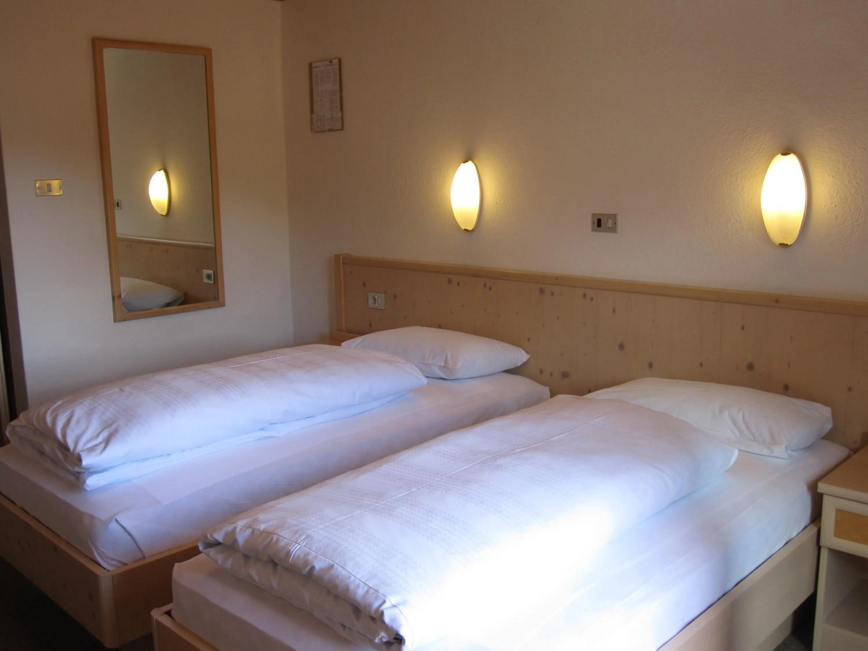 Bedroom, Bed in Hotel Borest