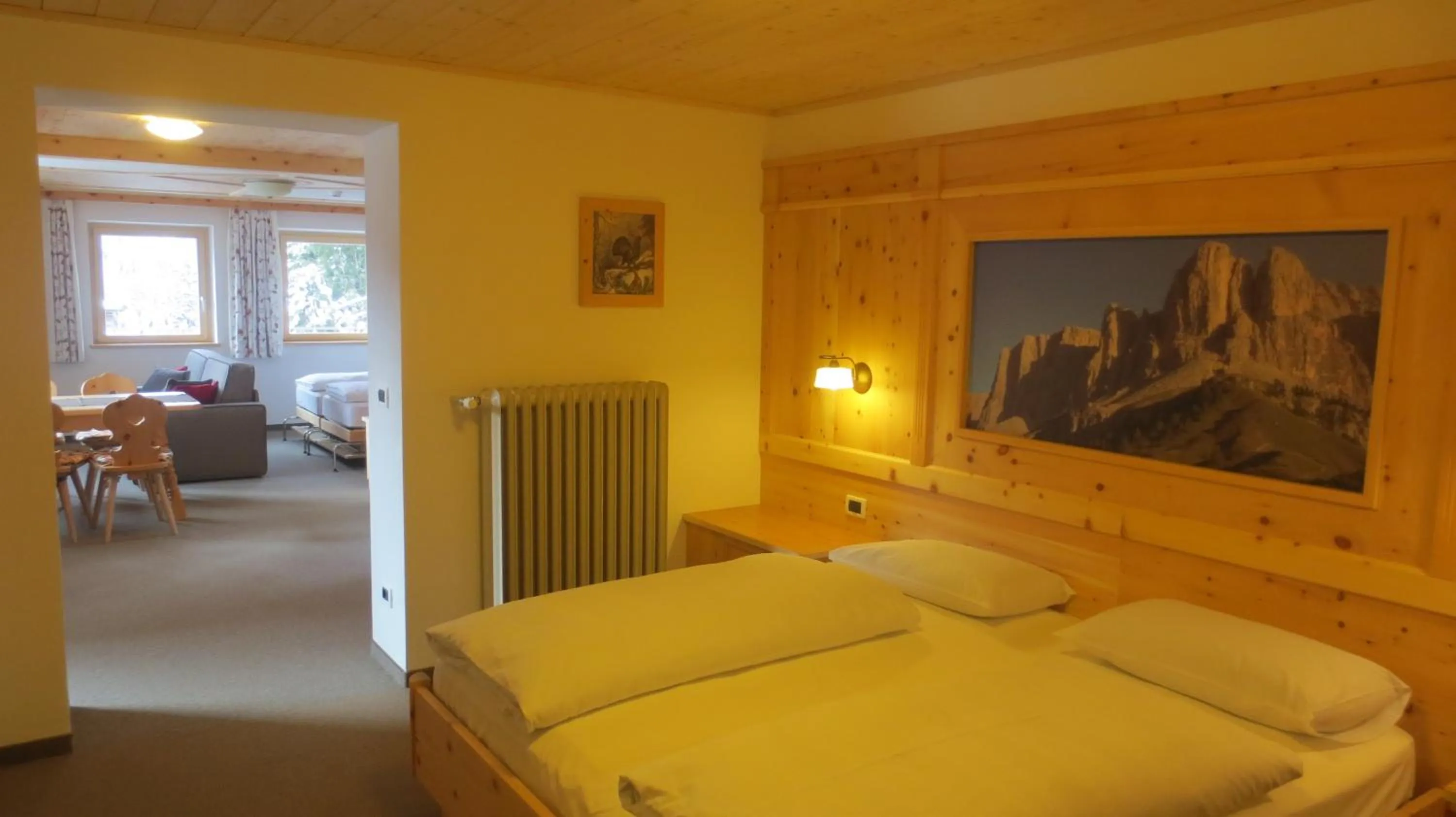 Photo of the whole room, Bed in Hotel Borest