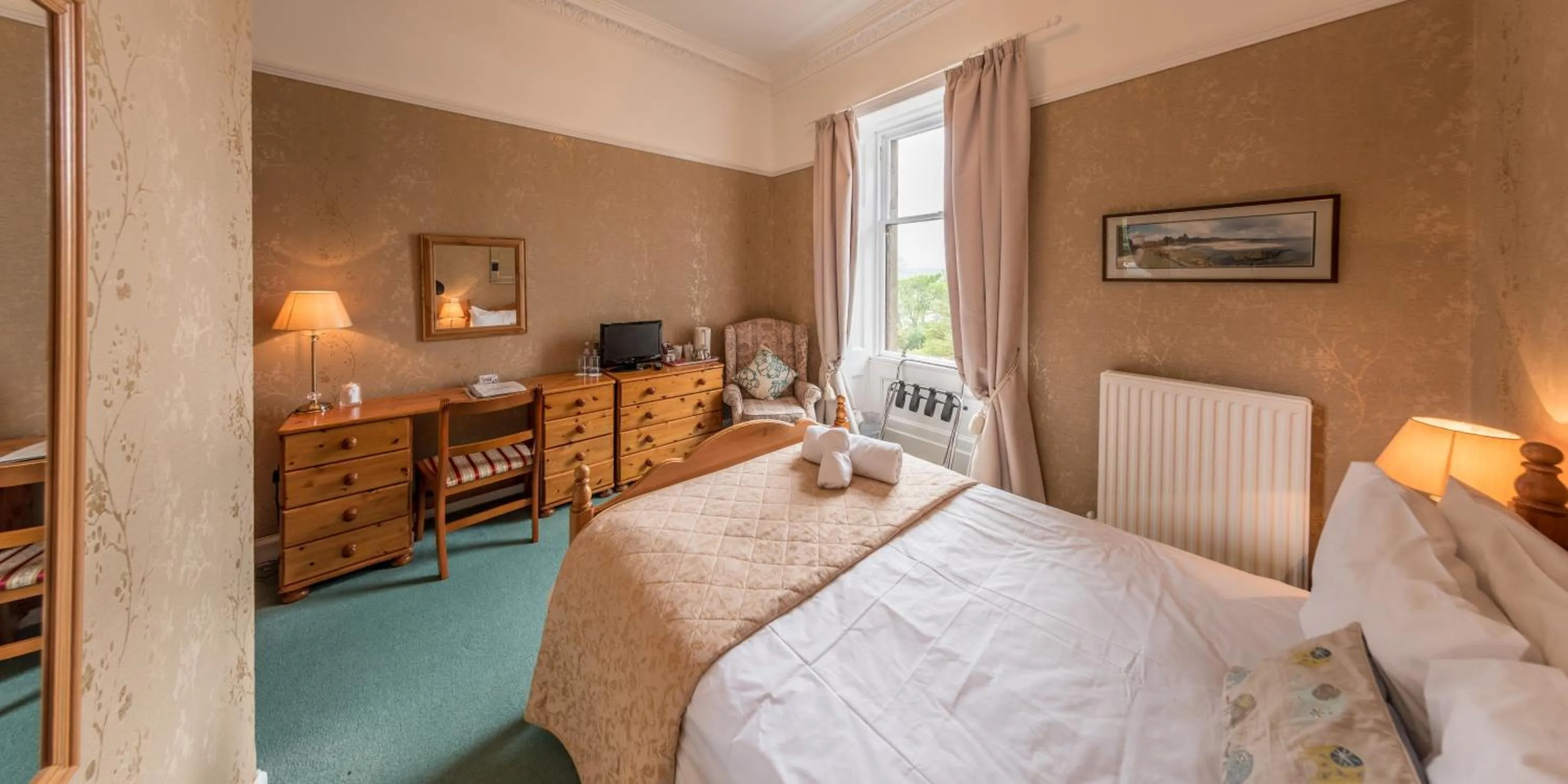 Bedroom, Bed in Craigard House Hotel