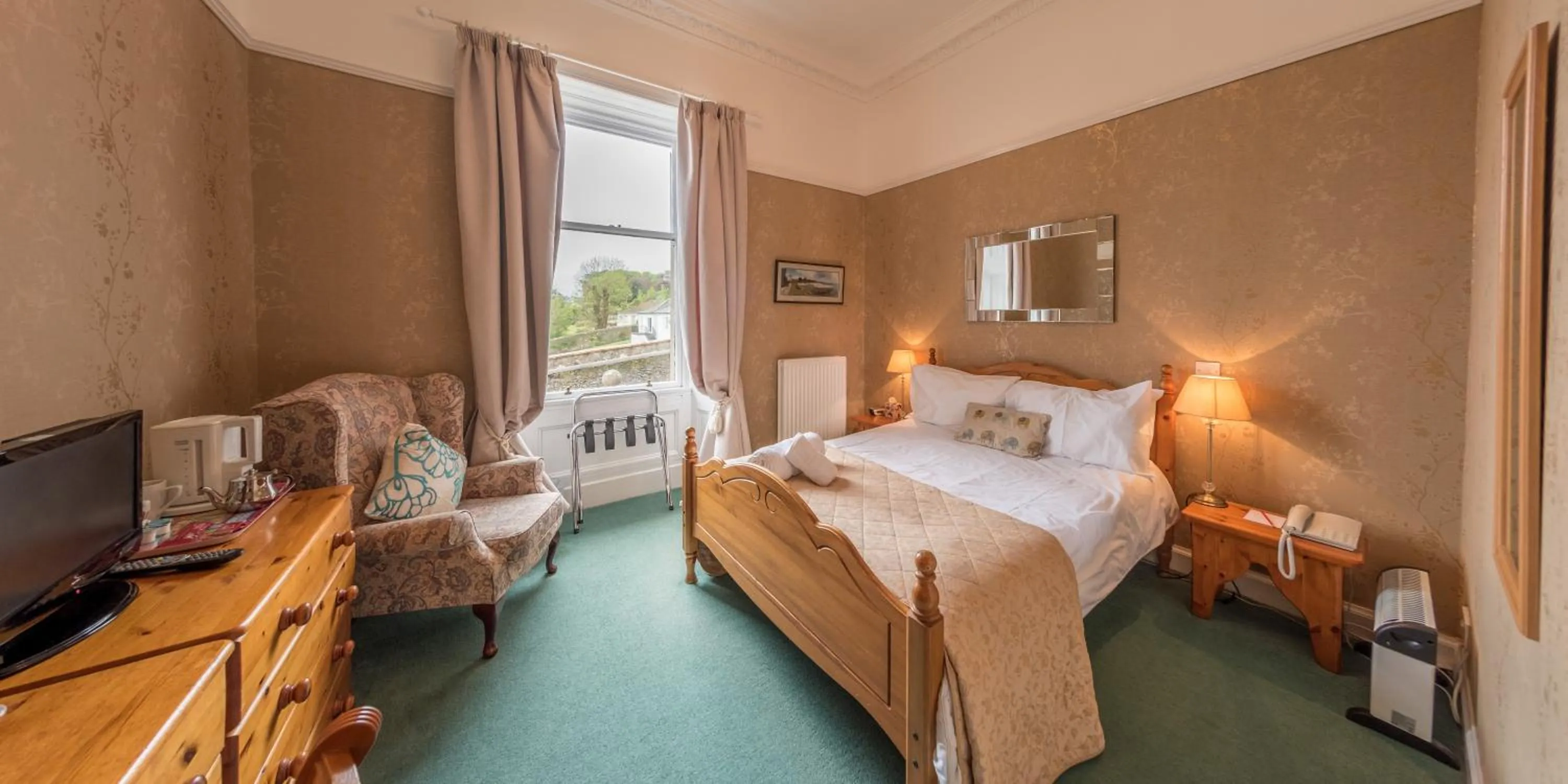 Bedroom, Bed in Craigard House Hotel