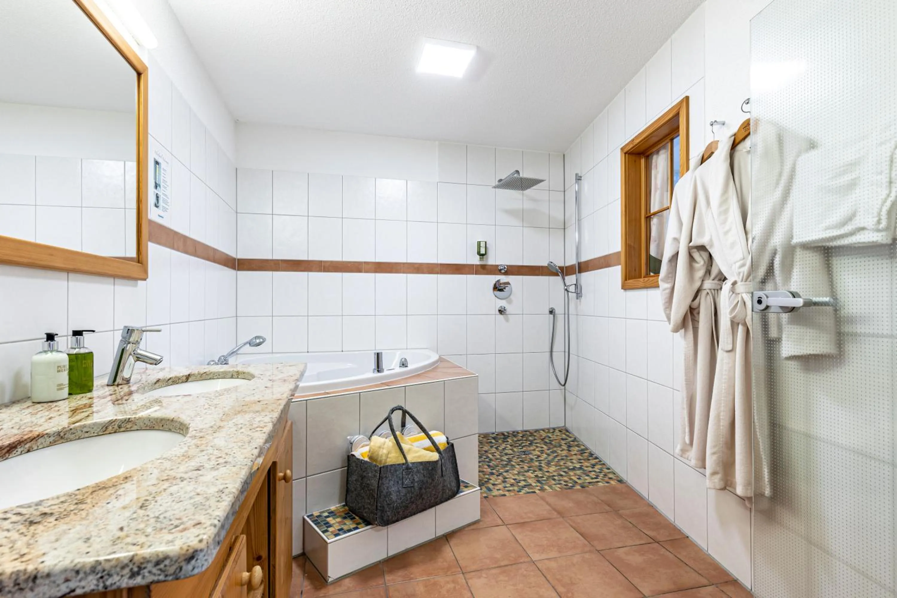 Shower in Hotel Käppelehof