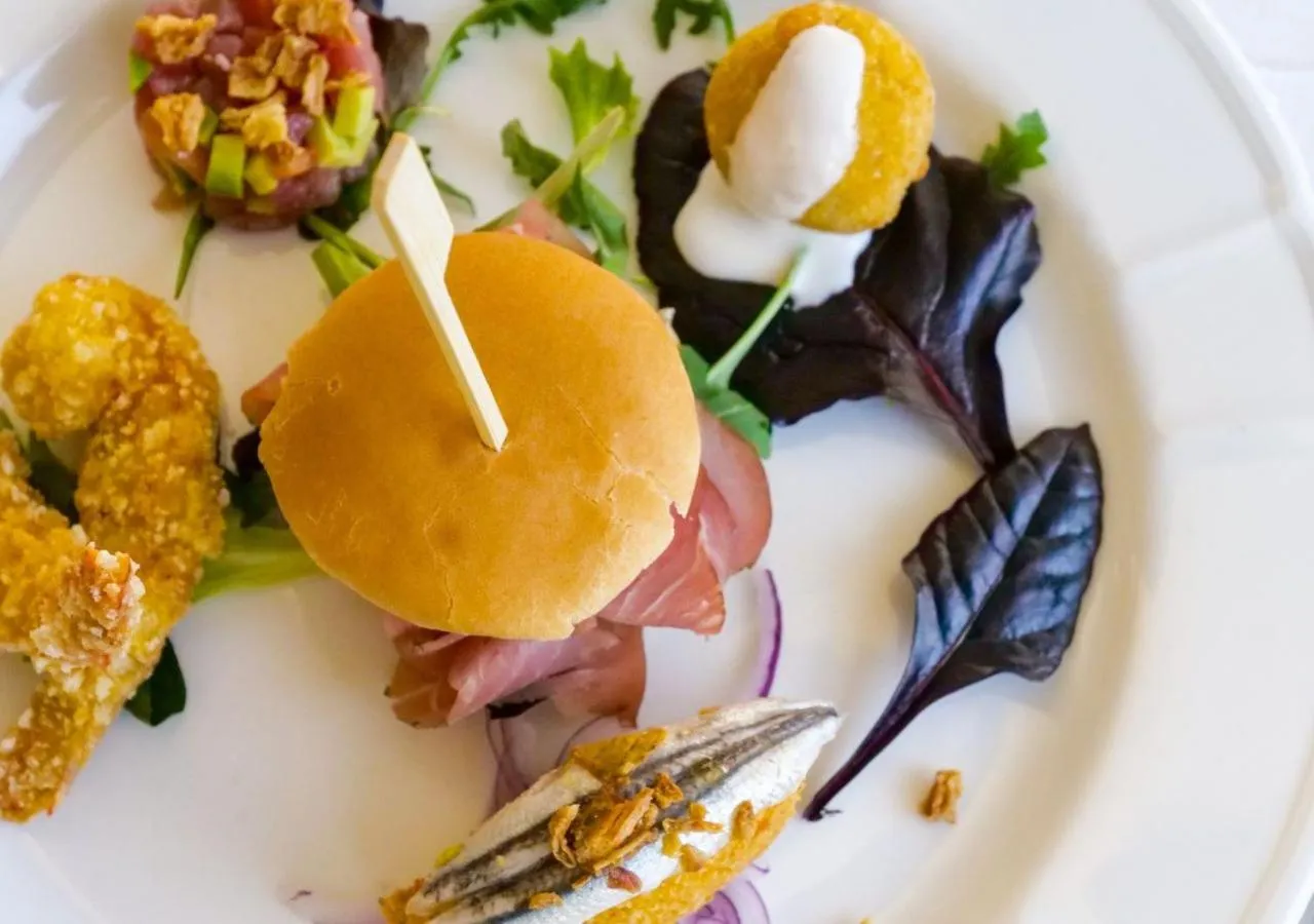 Food and drinks in Hotel Le Querce