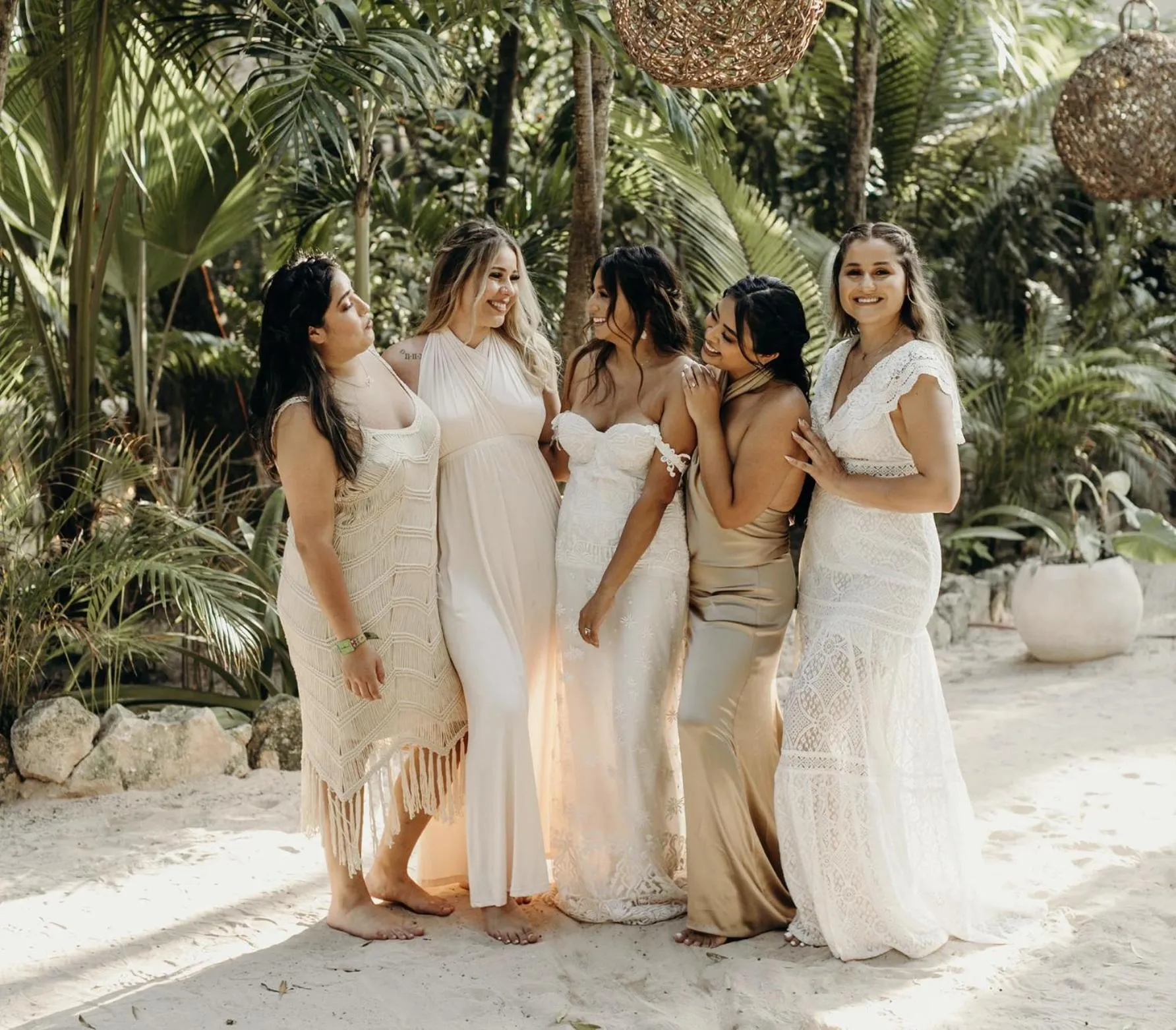 Evening entertainment in Casa Violeta