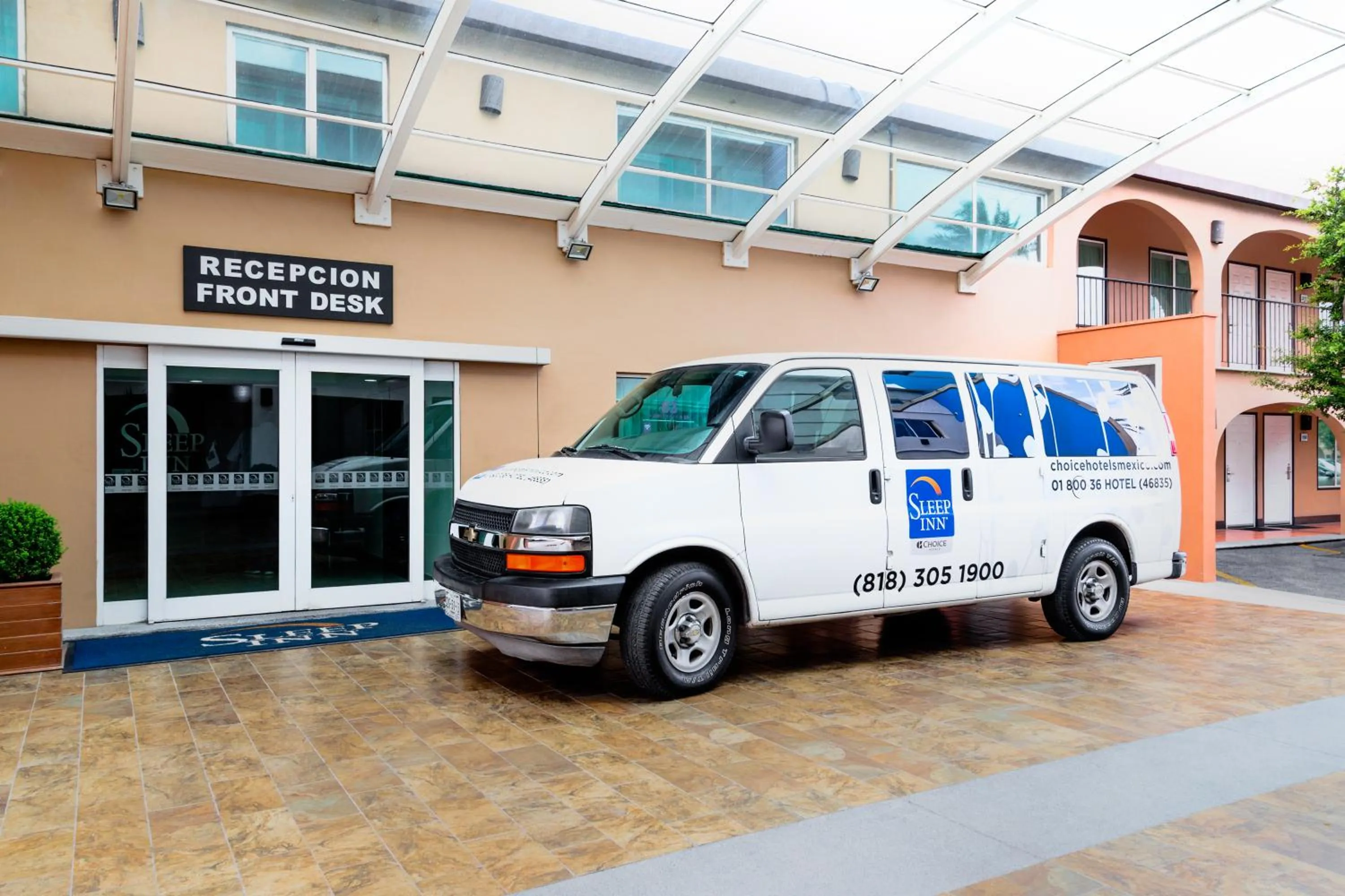 Patio in Sleep Inn Monterrey Norte