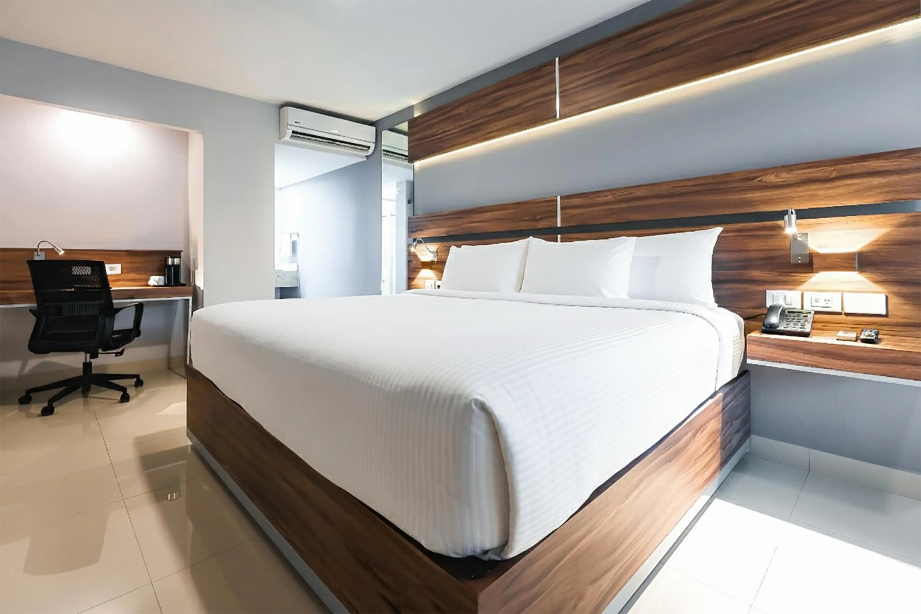 Bed in Sleep Inn Monterrey Norte