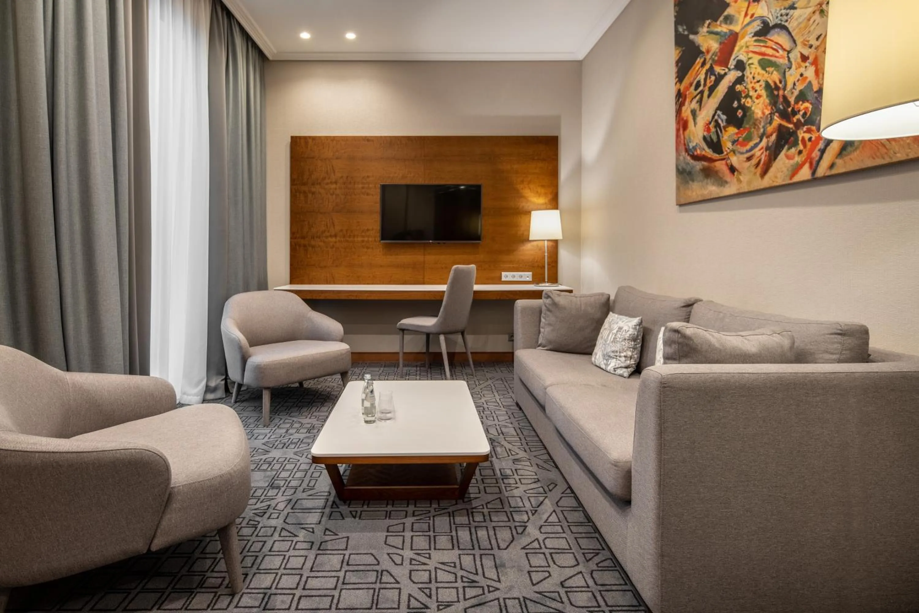 TV and multimedia in CITYHOTEL