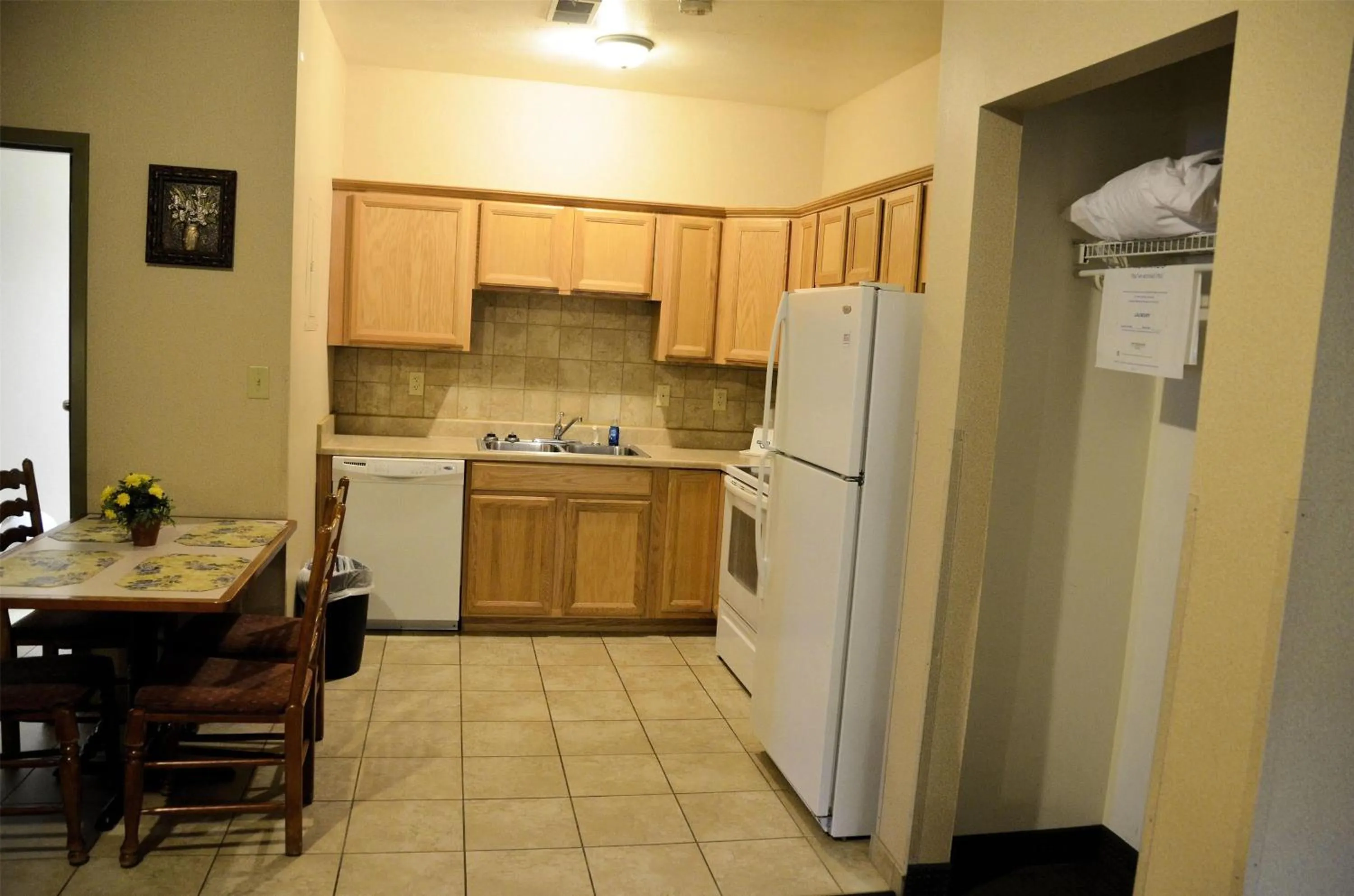 Photo of the whole room in Days Inn by Wyndham Luray Shenandoah