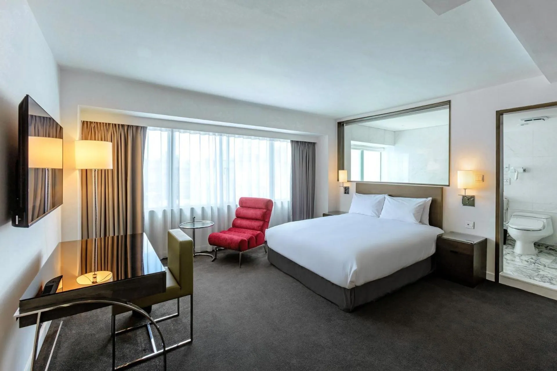 Photo of the whole room, Bed in United Hotel