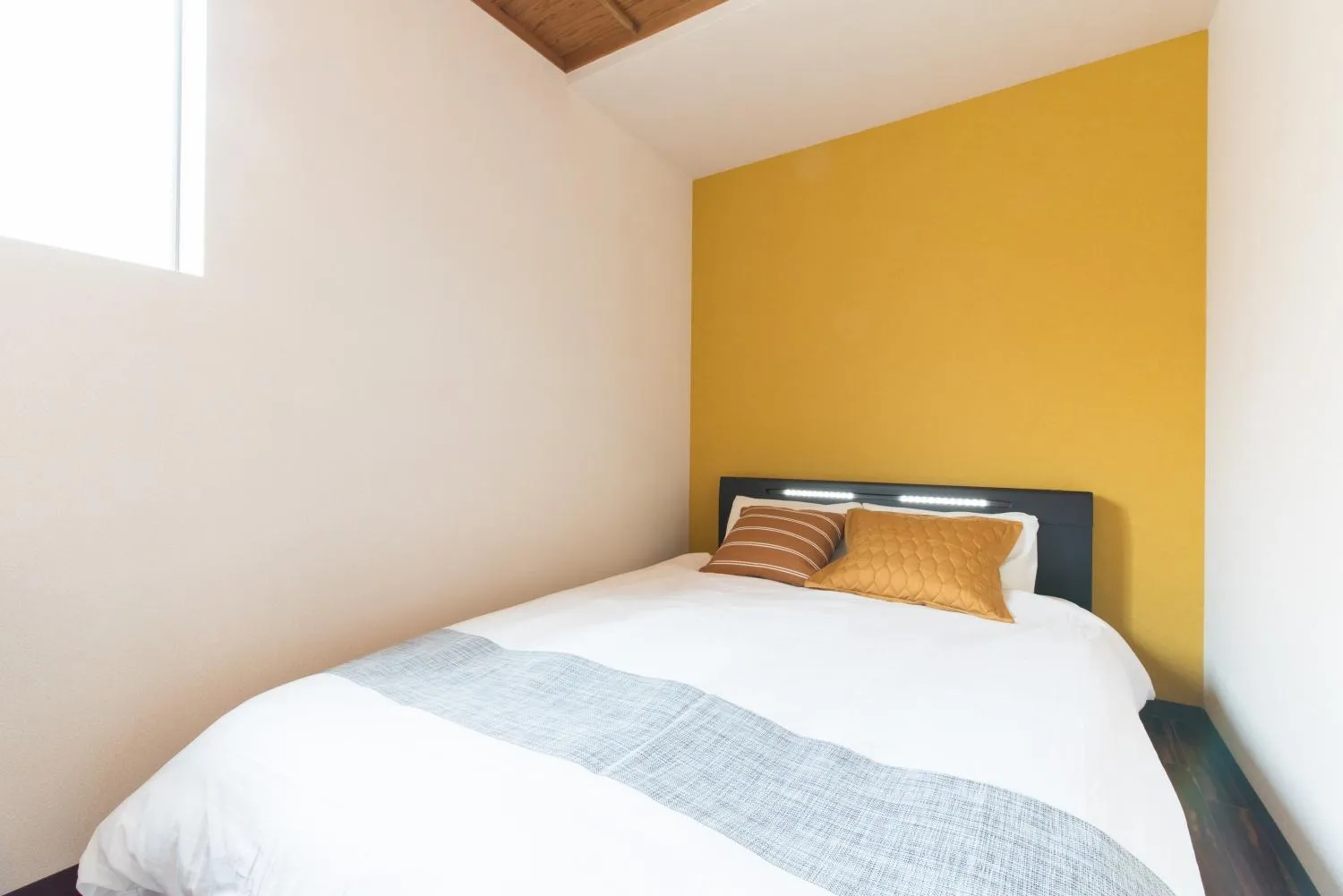 Bed in fleur Matsuyamachi -vacation rental-