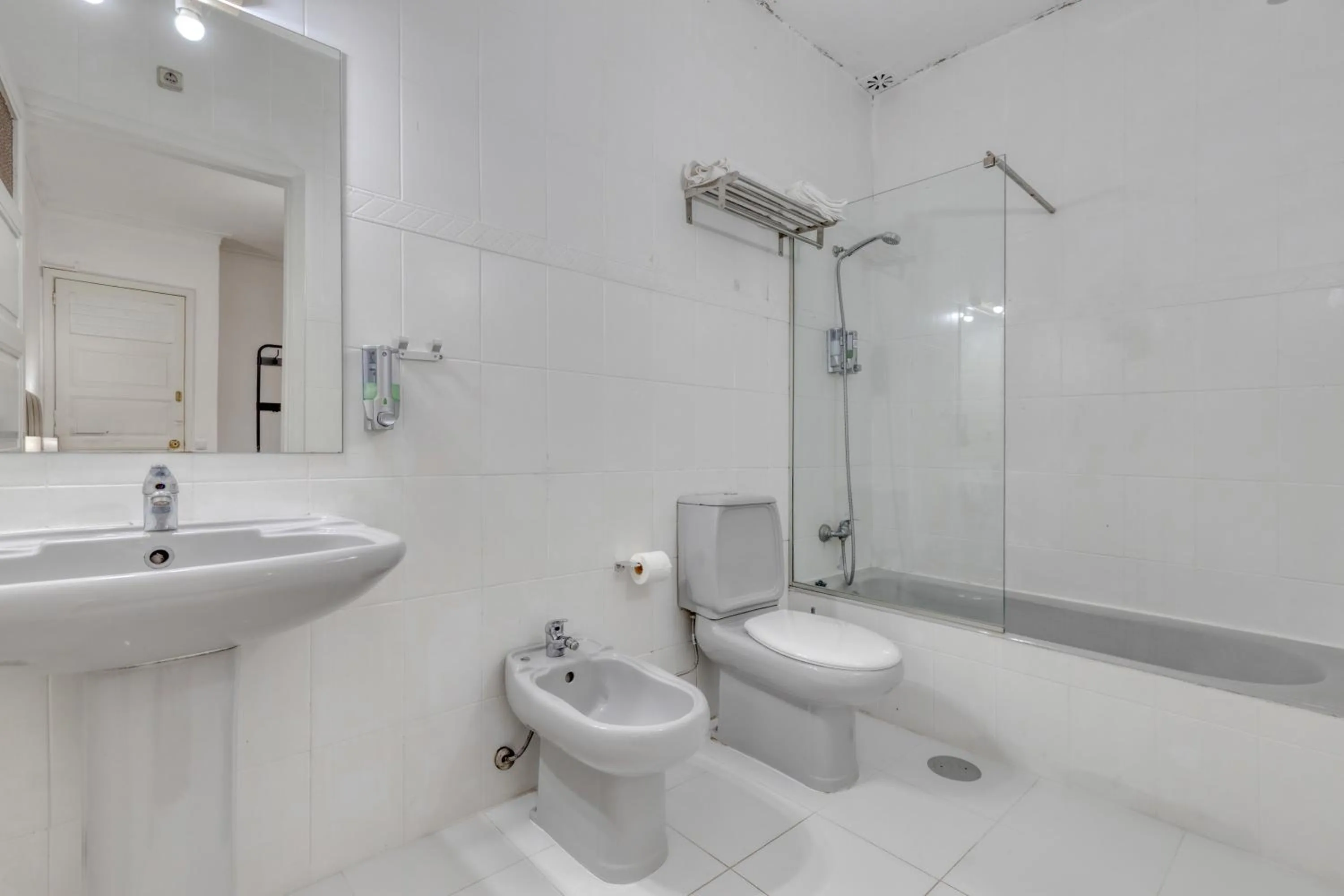 Toilet in Hotel Borsalino