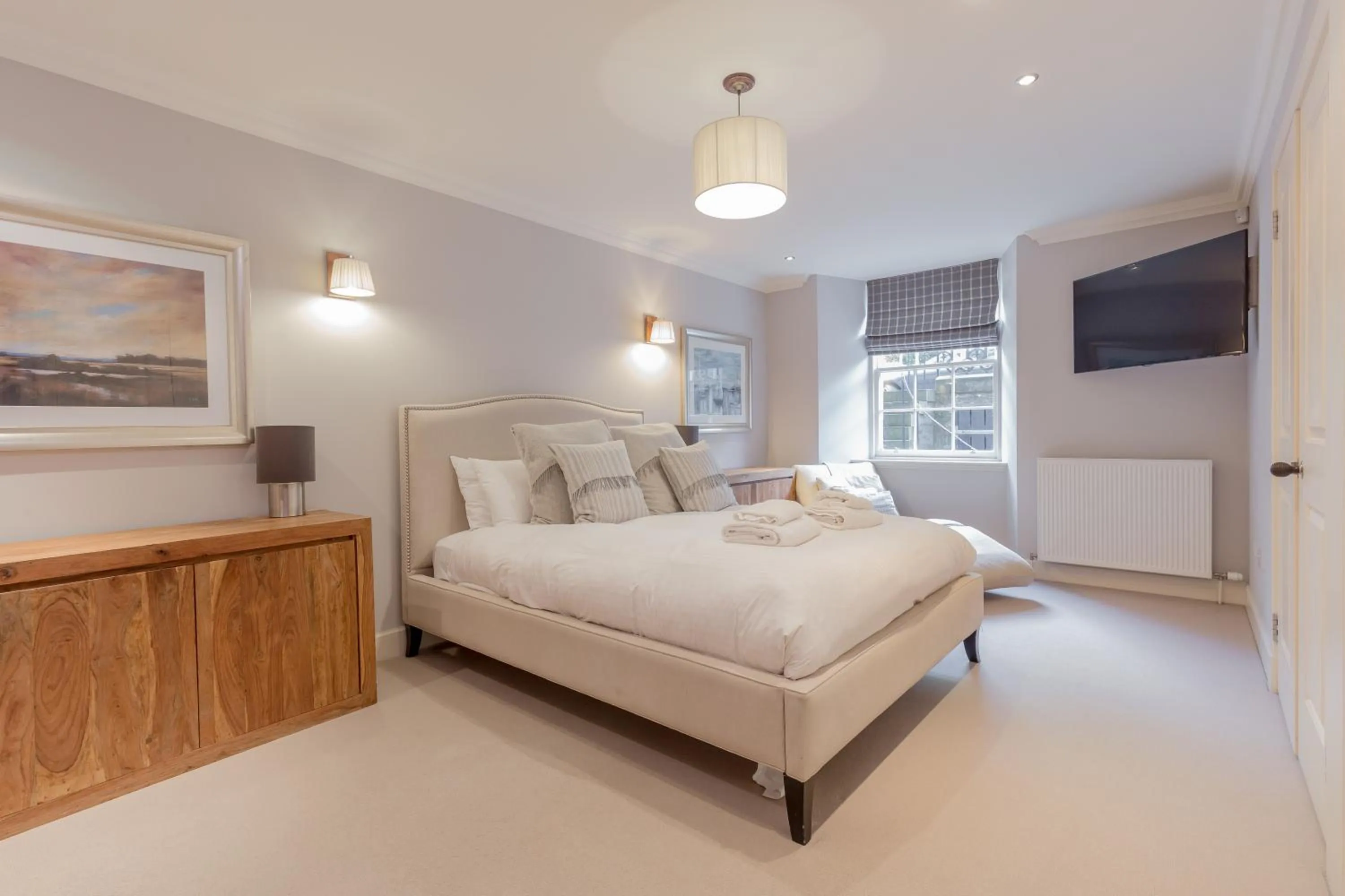 Bed in Destiny Scotland - Q-Residence