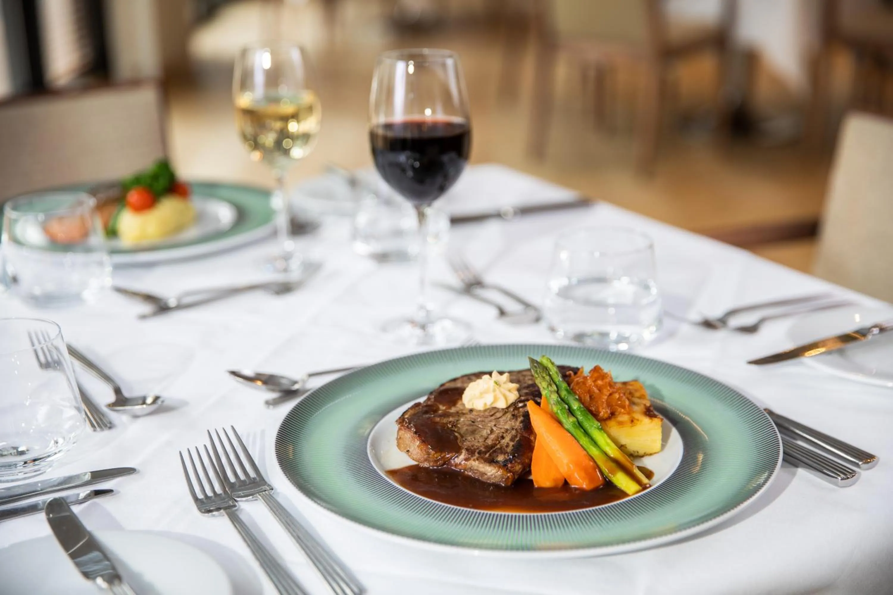 Restaurant/places to eat in Herbert Park Hotel and Park Residence