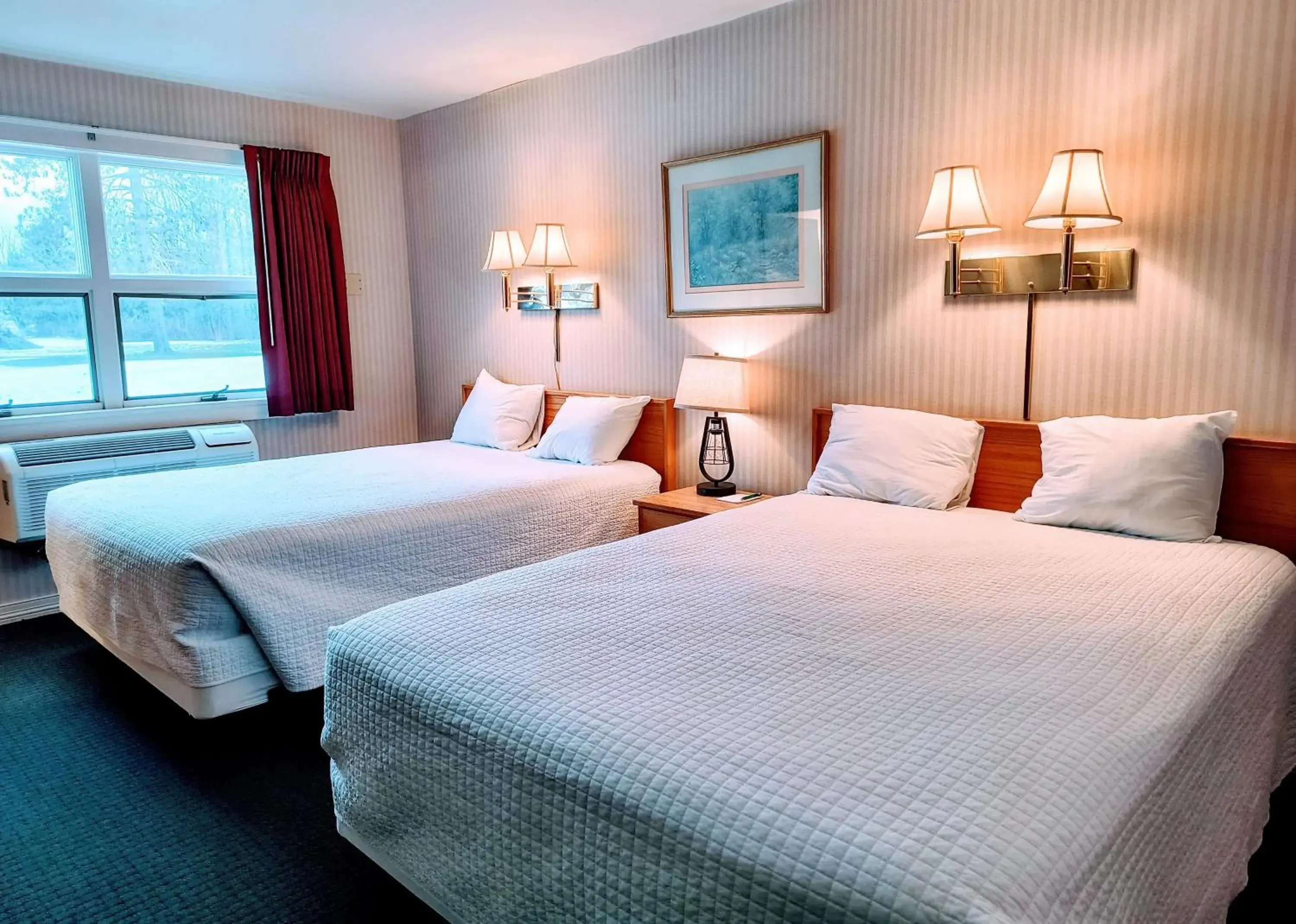 Superior Efficiency Room in Stowe Motel & Snowdrift Superior Efficiency Room in Stowe Motel & Snowdrift