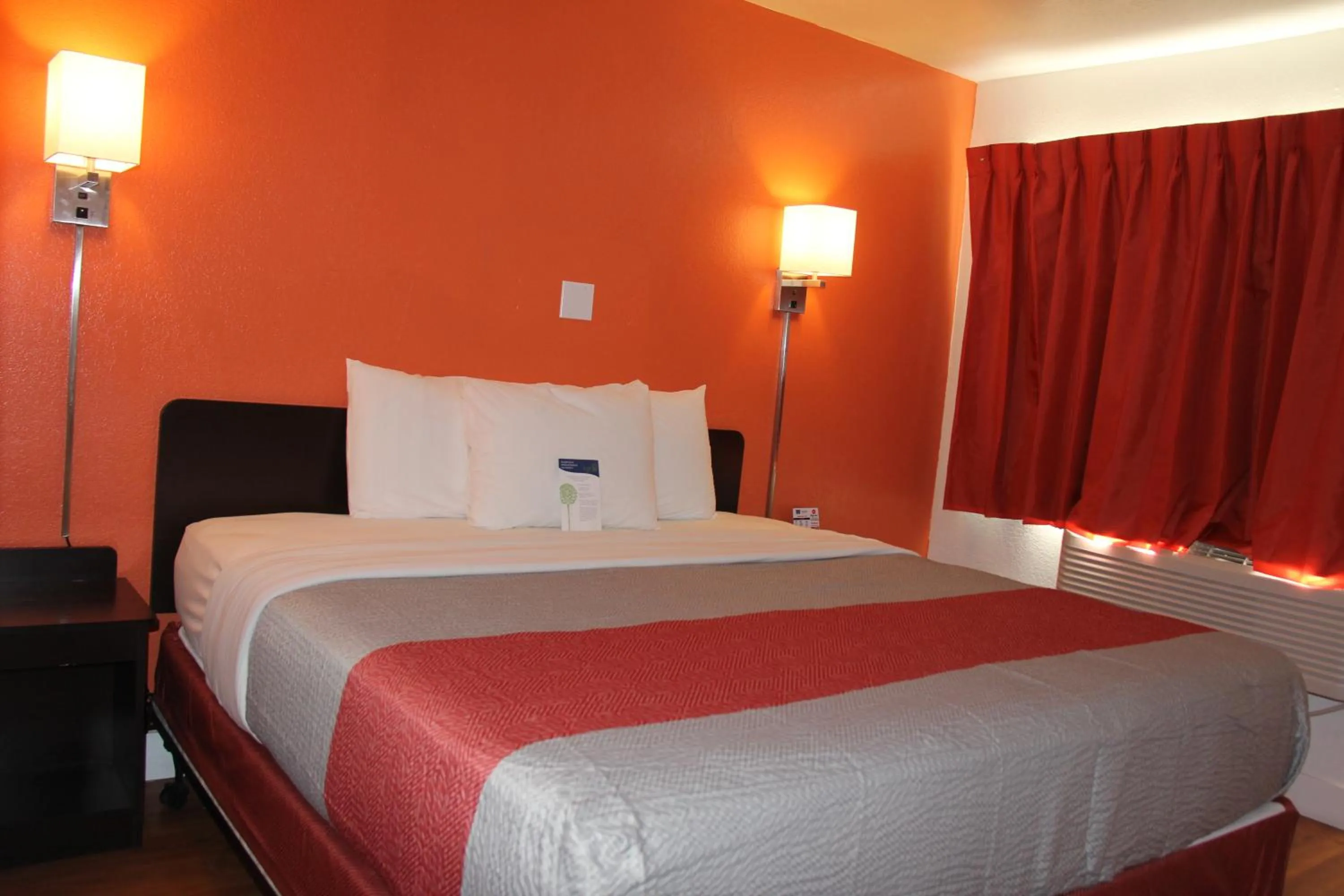 Bed in Motel 6-Goodland, KS