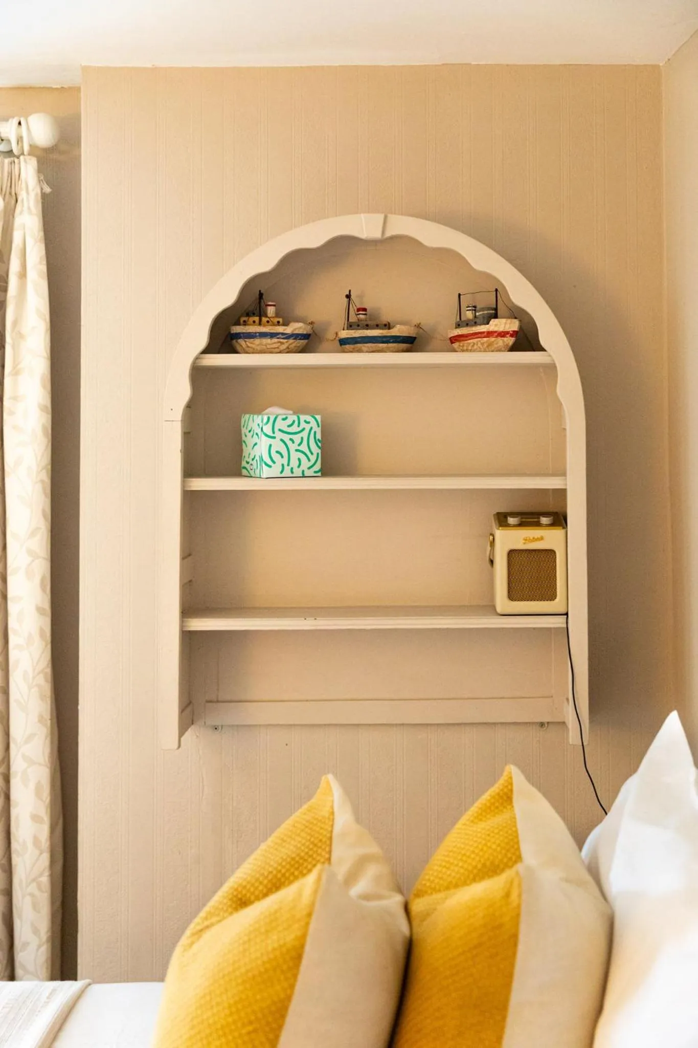 Bedroom, Bed in The Georgian House