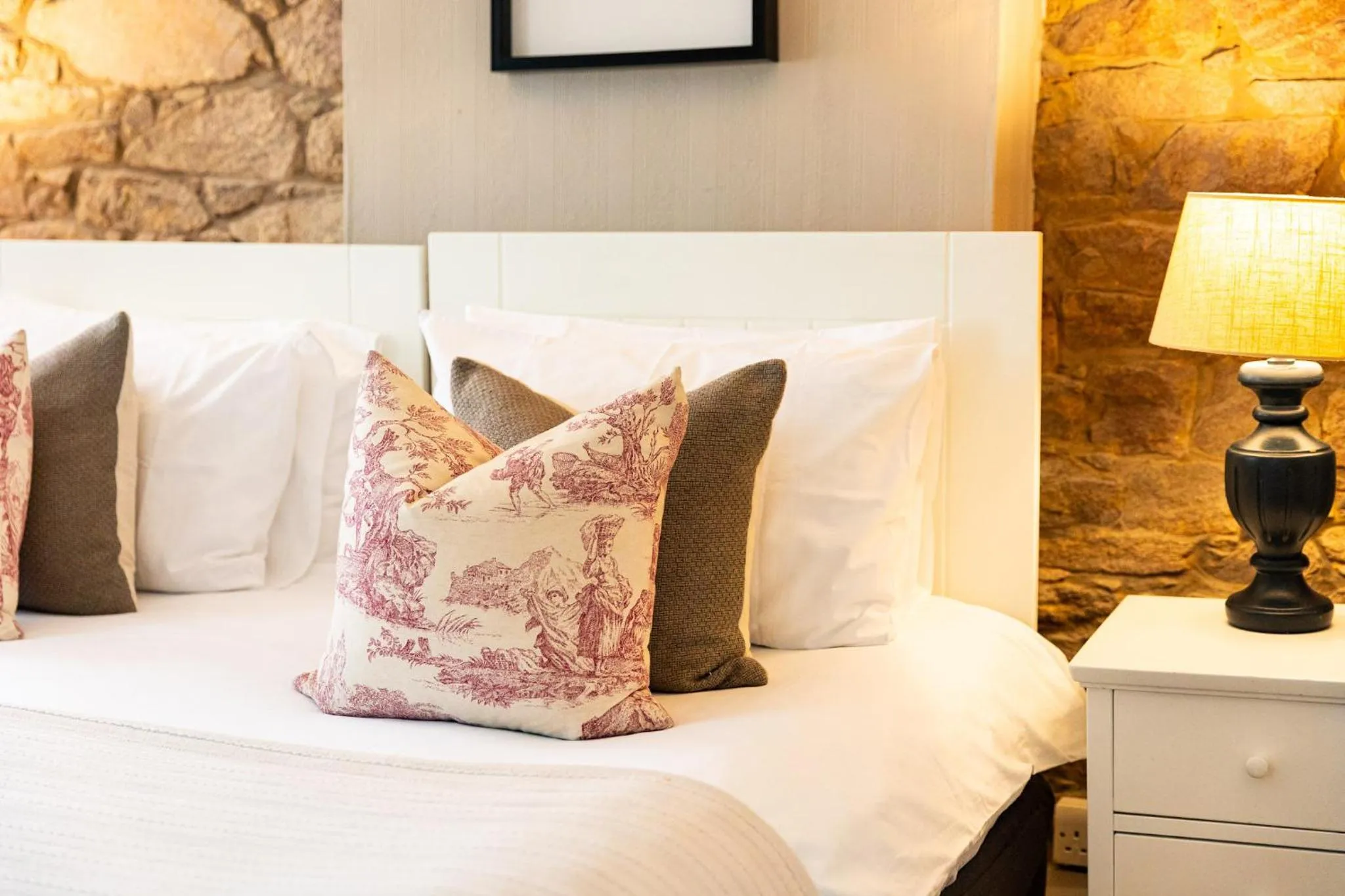 Bedroom, Bed in The Georgian House