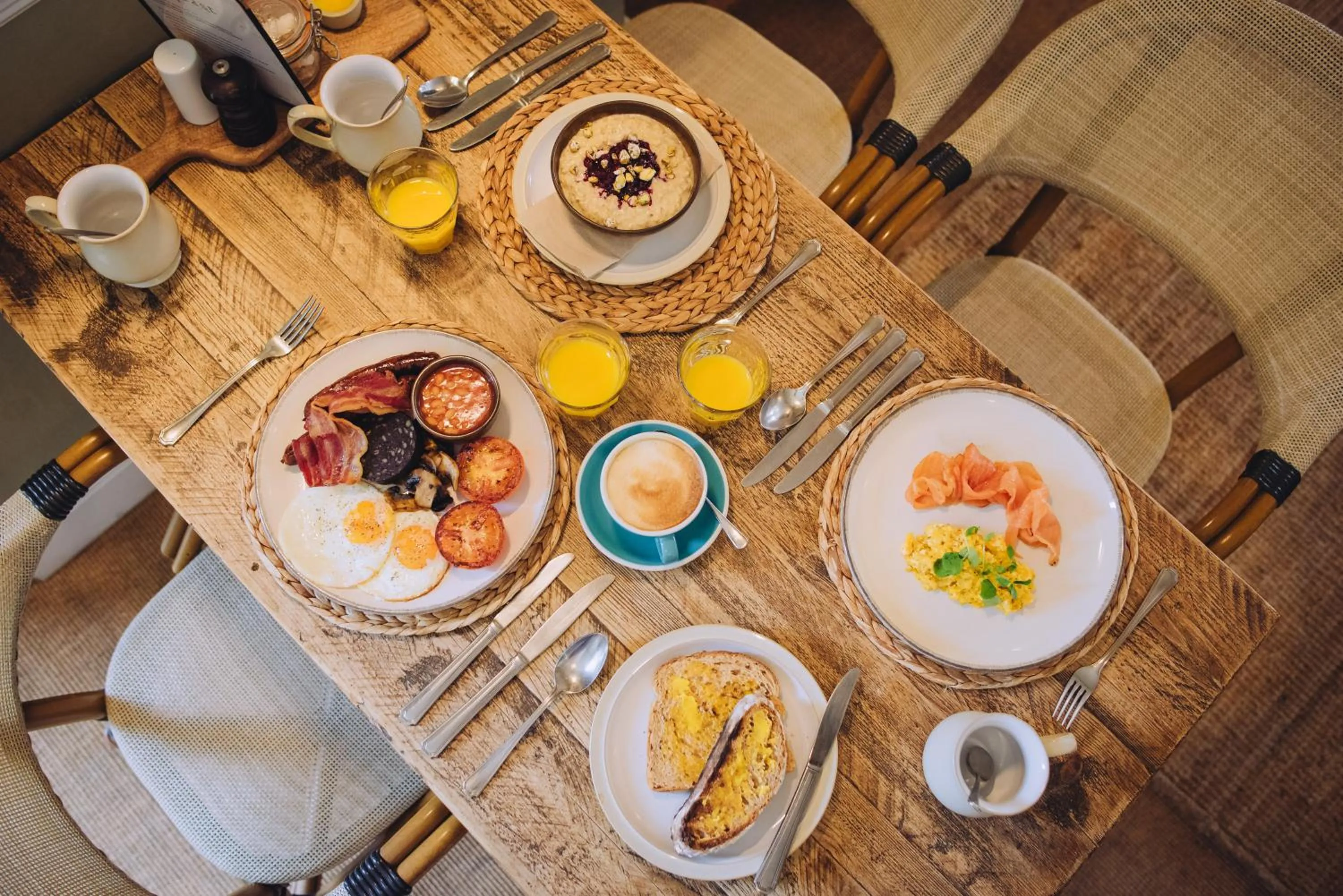 Breakfast in The Georgian House