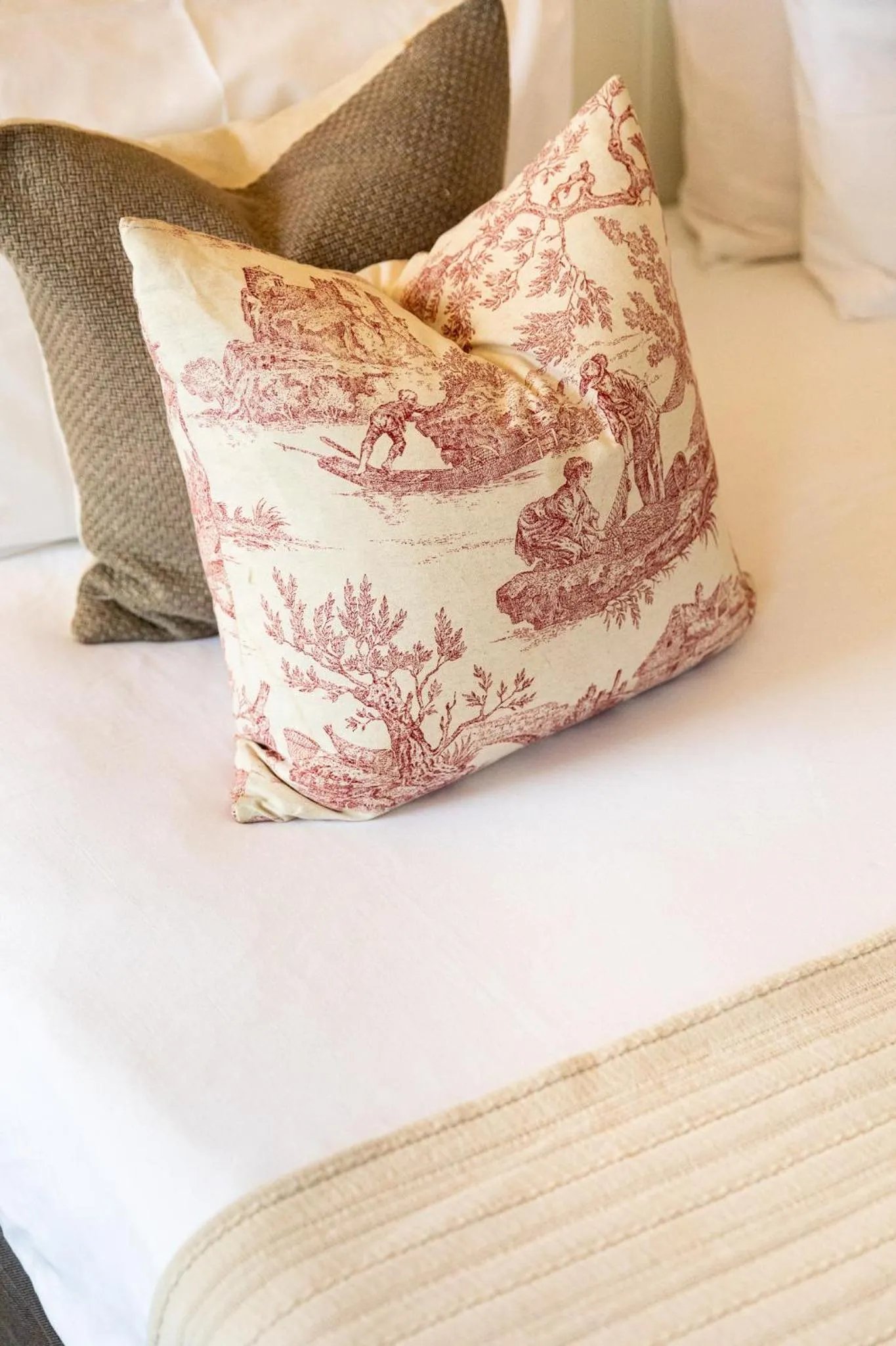 Bedroom, Bed in The Georgian House