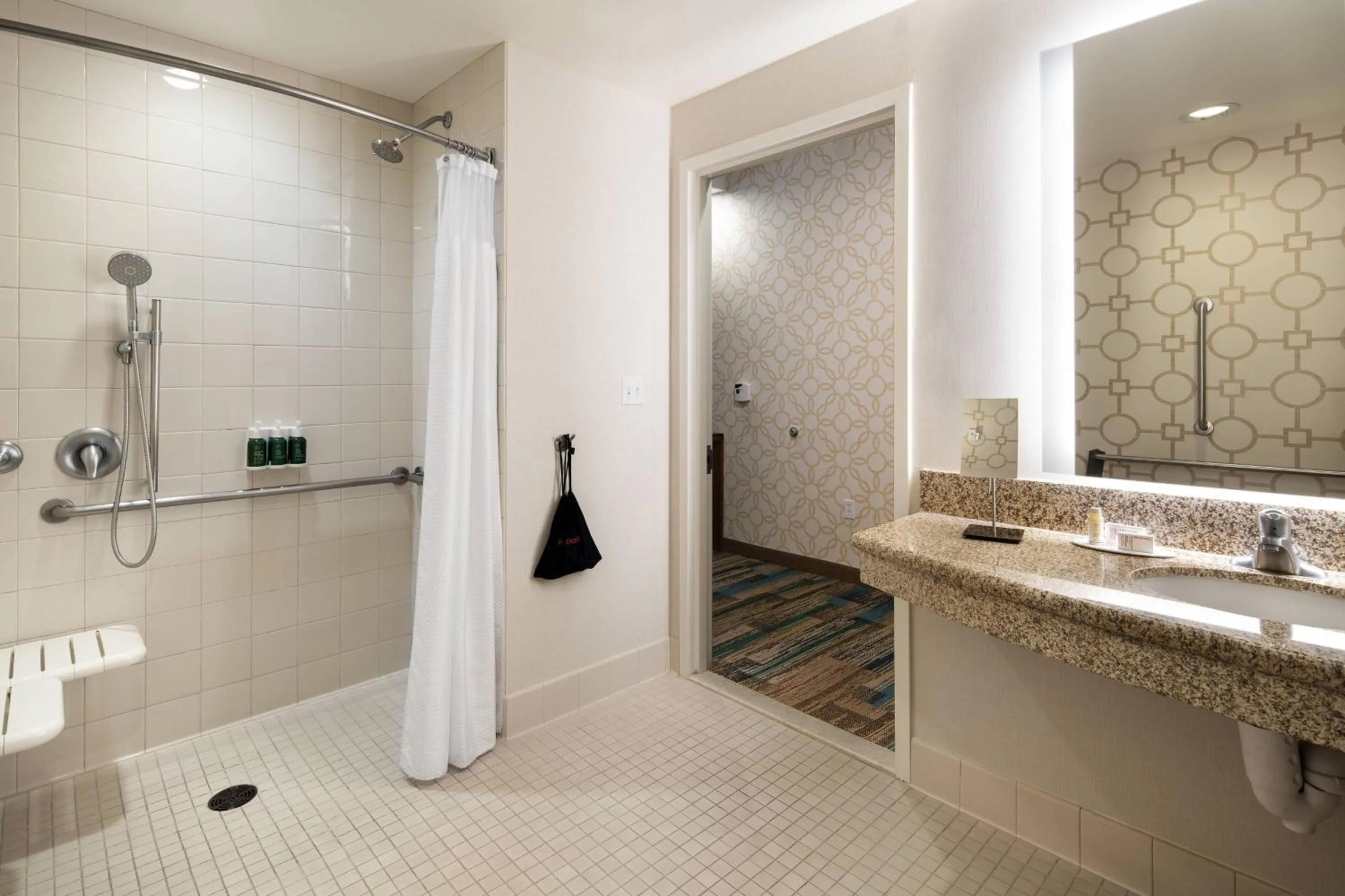 Bathroom in Courtyard by Marriott Santa Barbara Goleta