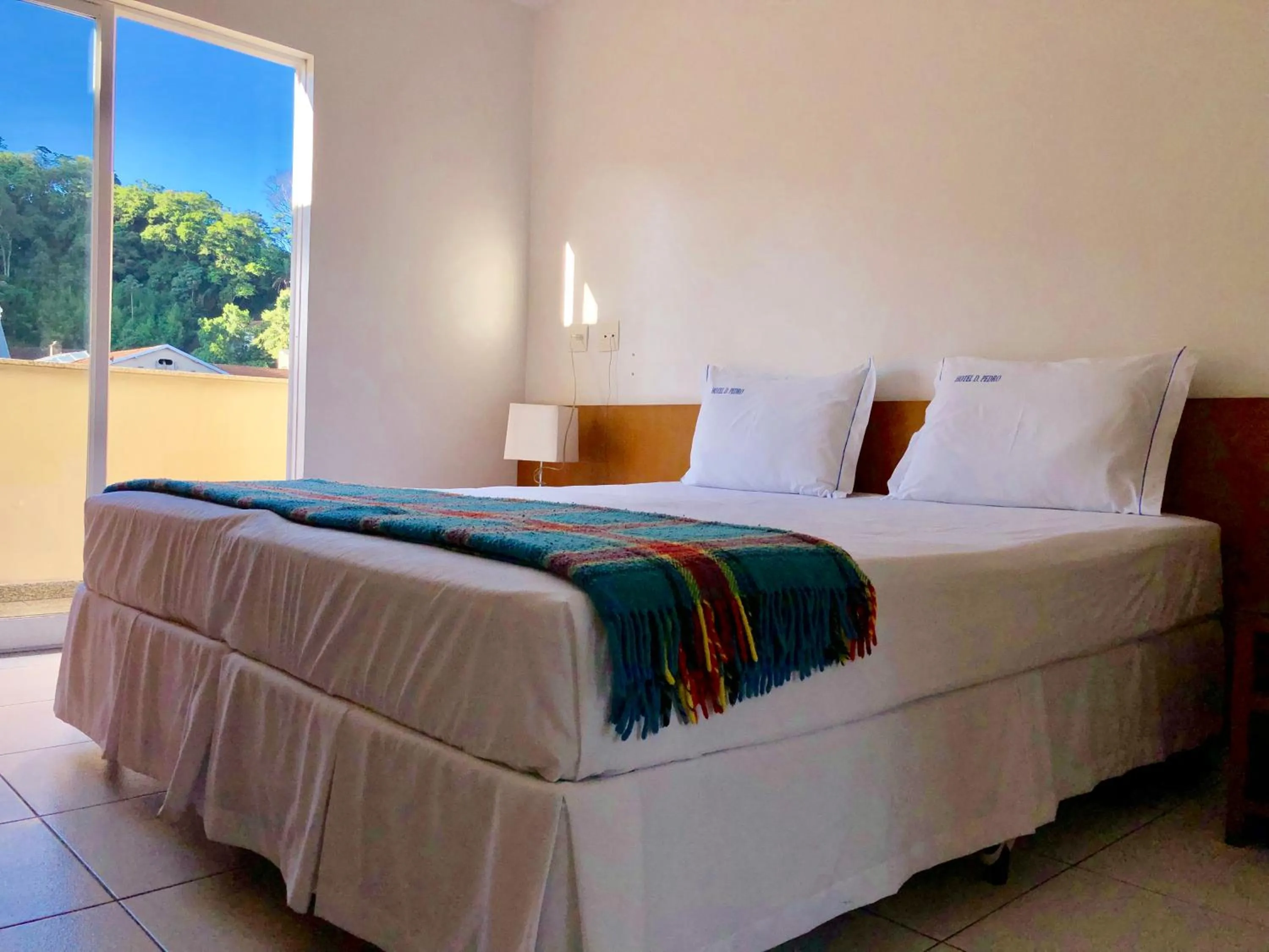 Property building, Bed in Dom Pedro Hotel