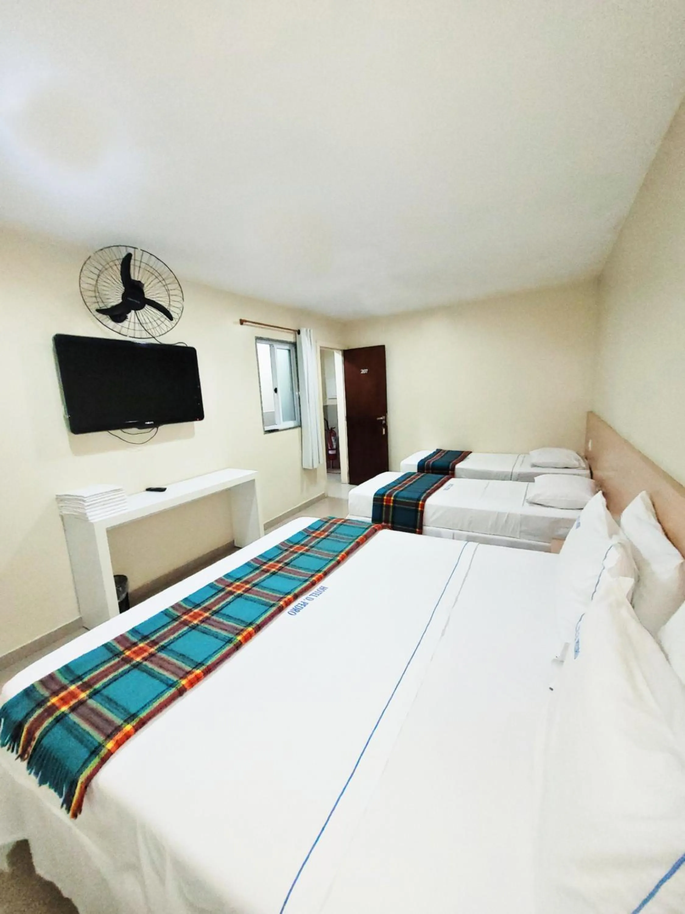 Bed in Dom Pedro Hotel