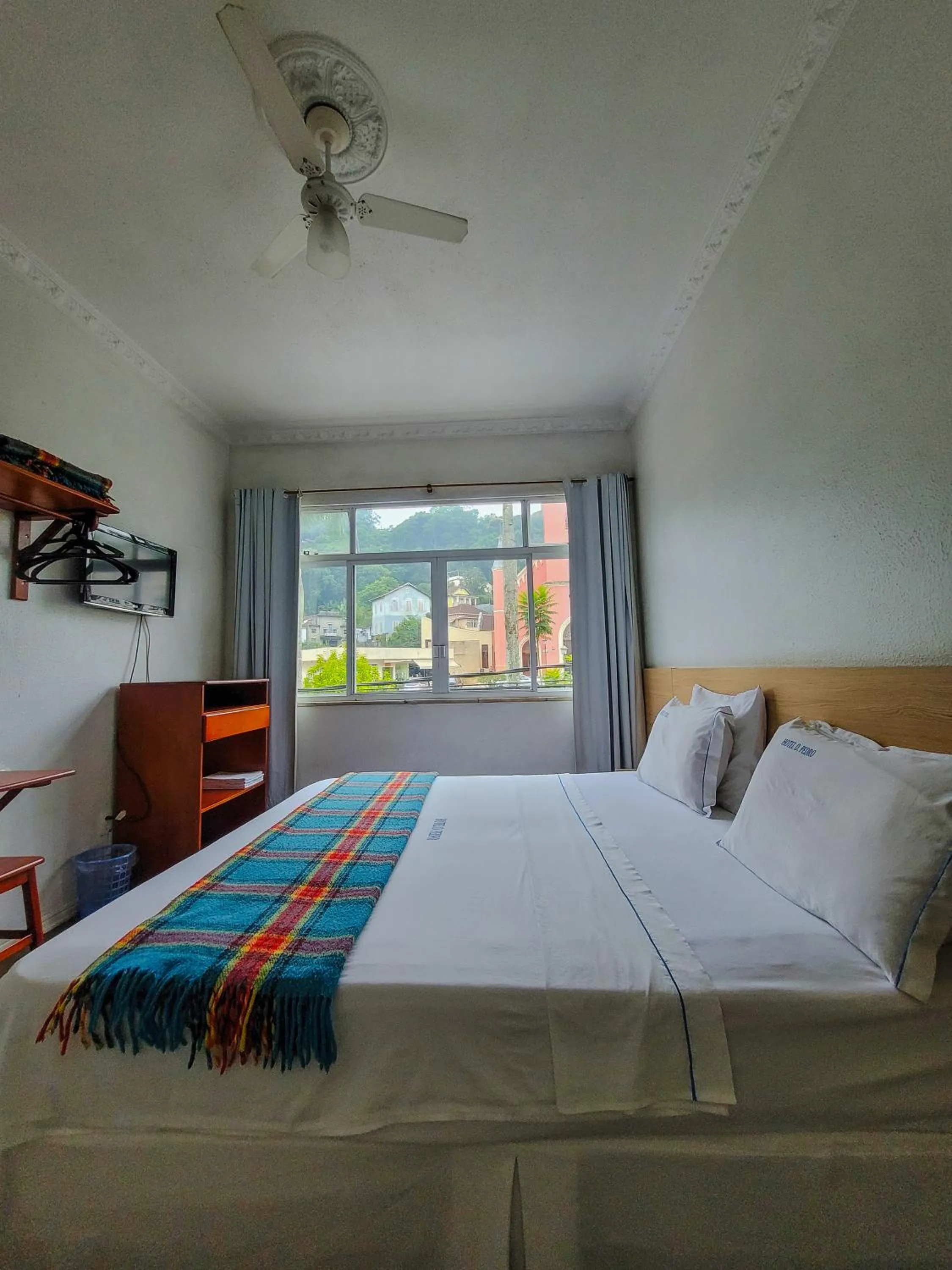 Bed in Dom Pedro Hotel
