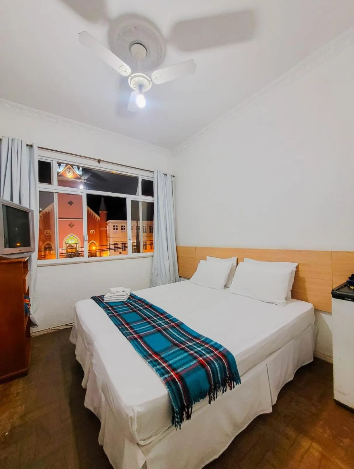 Double Room with Private External Bathroom in Dom Pedro Hotel