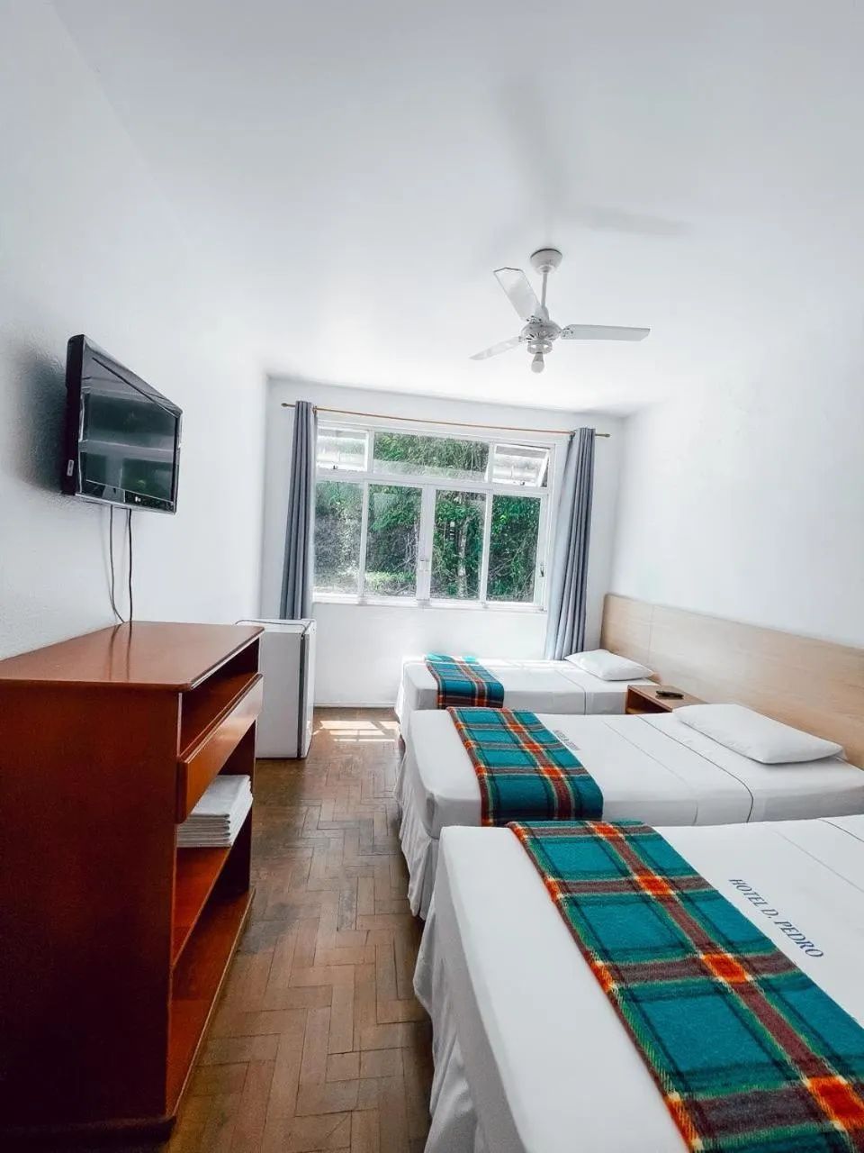 Bed in Dom Pedro Hotel