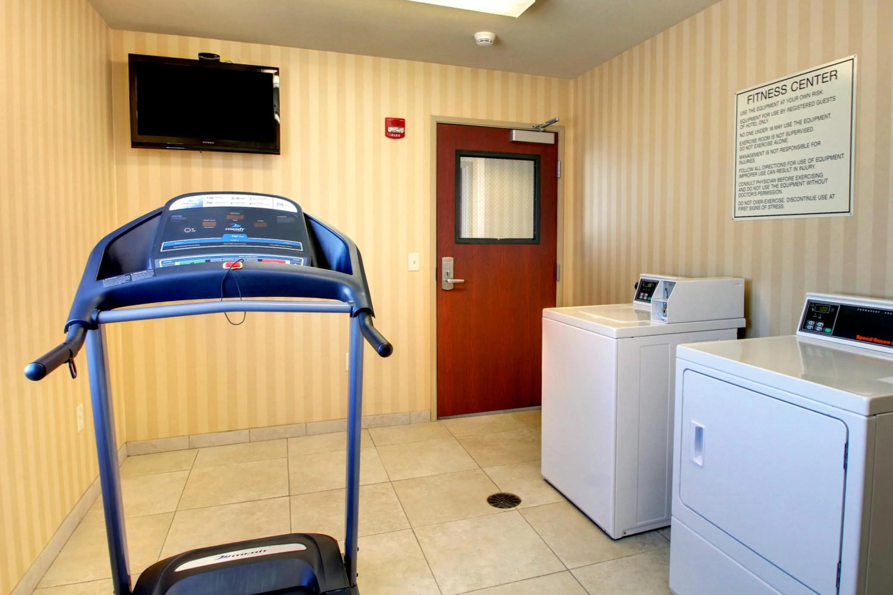 Fitness centre/facilities in Cobblestone Inn & Suites - Carrington