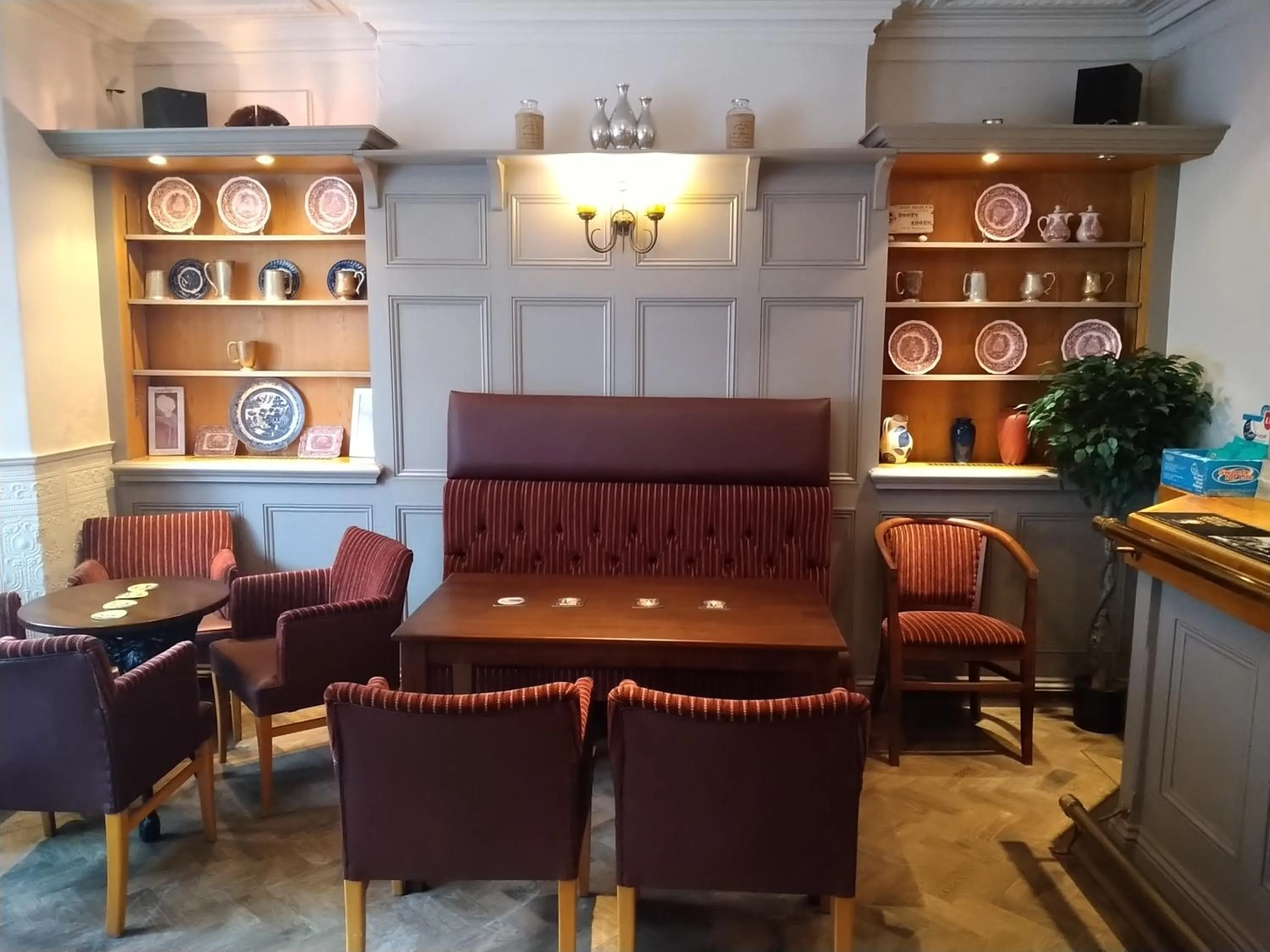 Lounge or bar in The Wellington Hotel