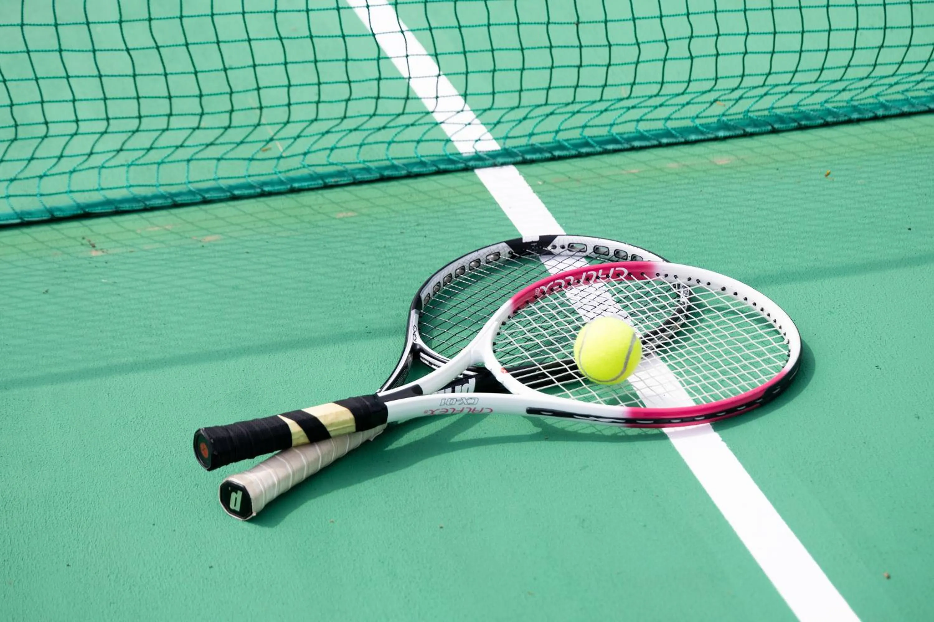 Tennis court in Hotel Kanronomori