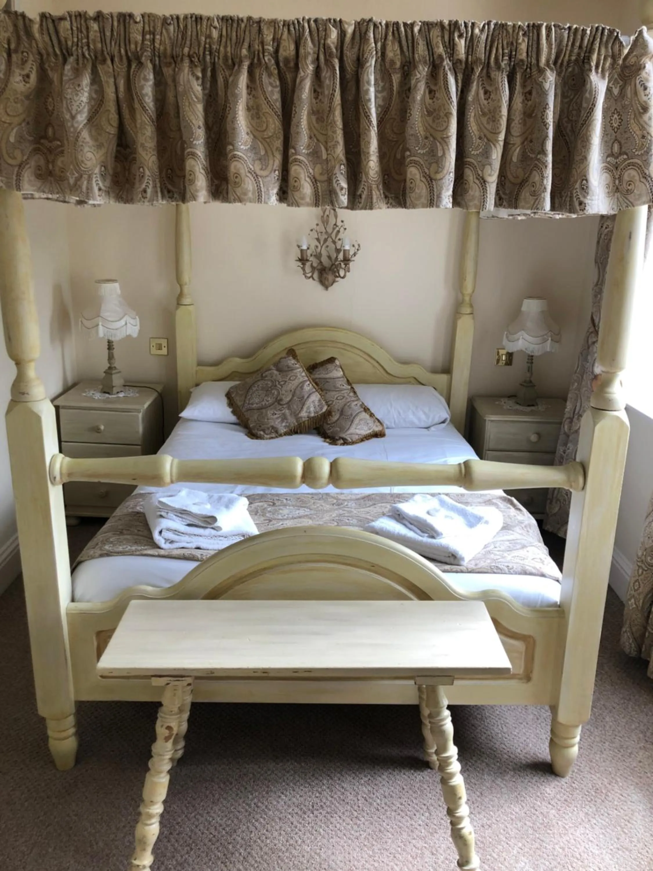 Bed in The Brewers Arms