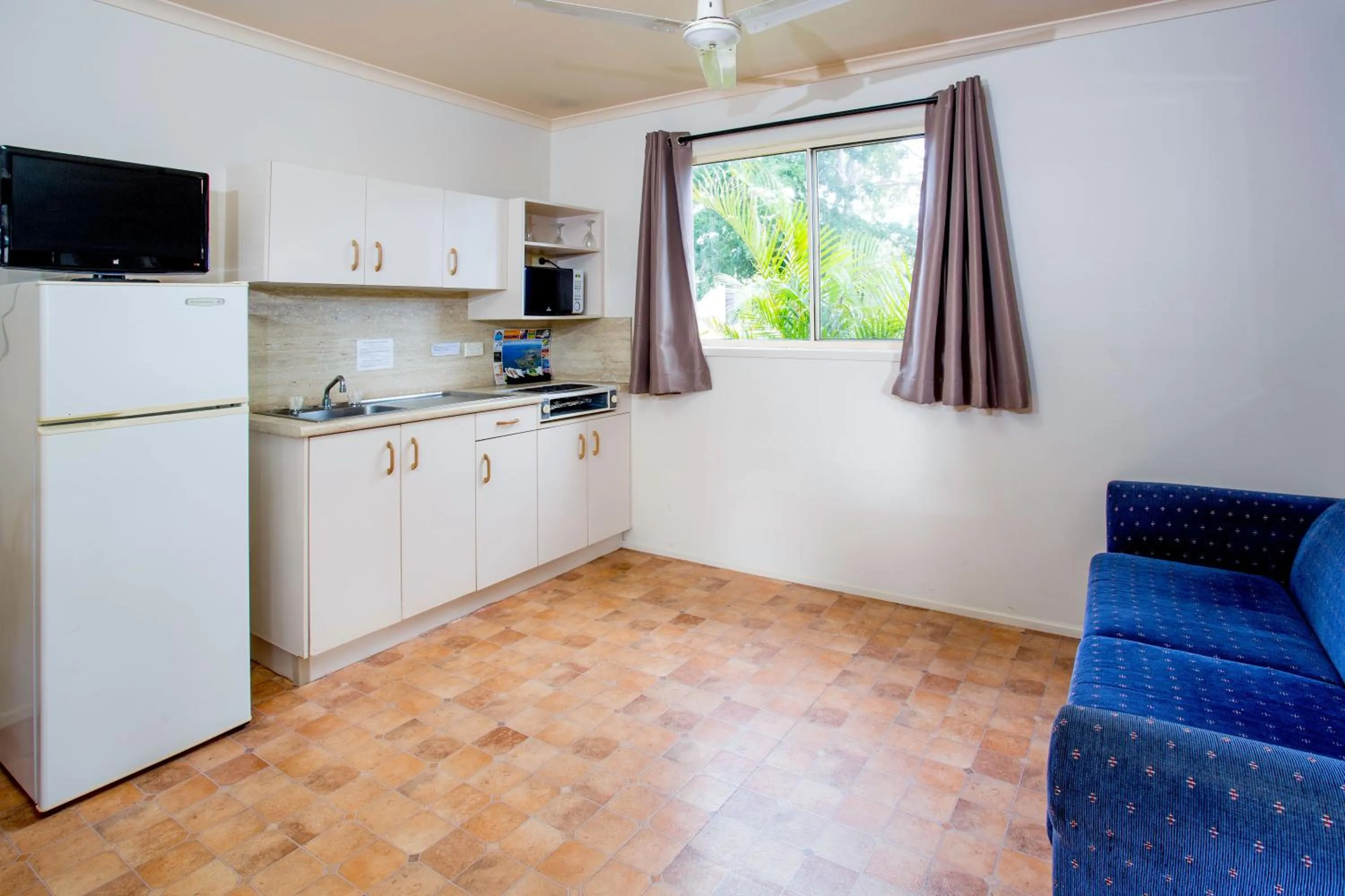 Living room in Tasman Holiday Parks - Hervey Bay