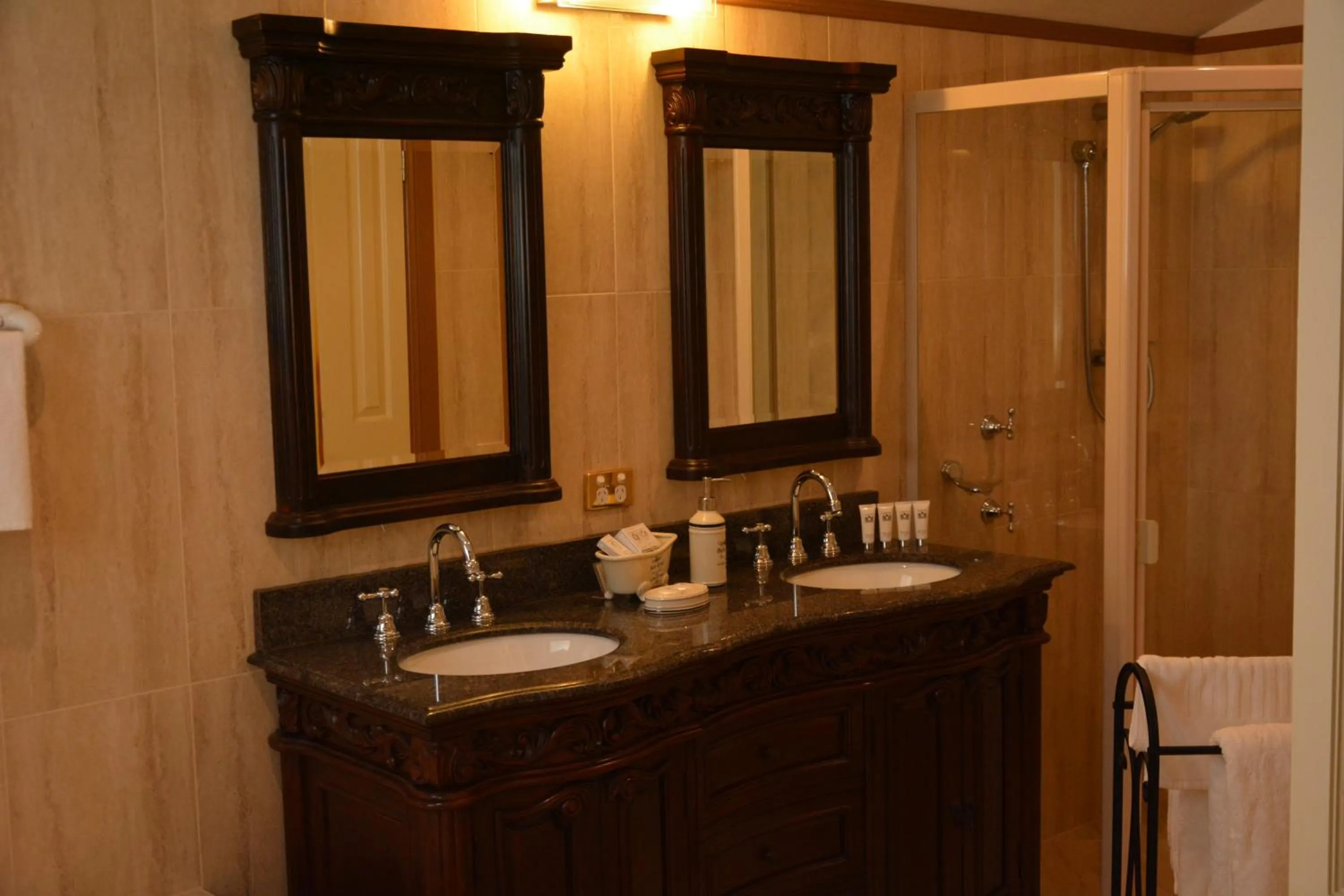 Bathroom in Bli Bli House Riverside Retreat